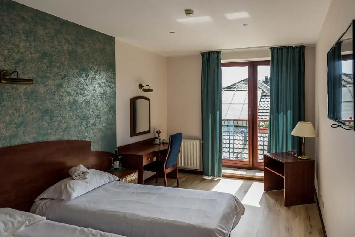 Double Room in 4 Pory Roku Resort Sauna & Spa Double Room in 4 Pory Roku Resort Sauna & Spa