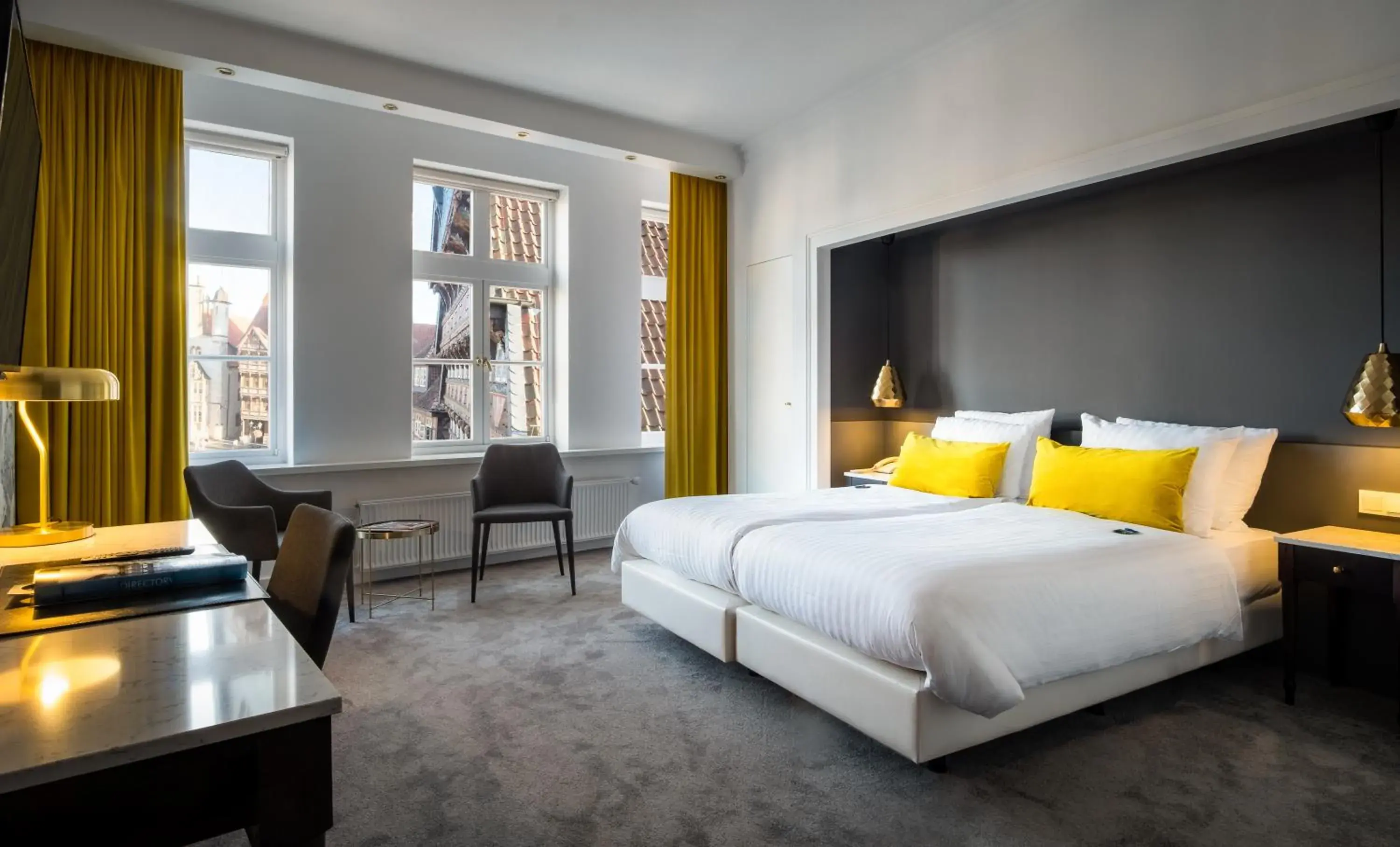 Deluxe Double Room with Market Square View in Van der Valk Hotel Hildesheim Deluxe Double Room with Market Square View in Van der Valk Hotel Hildesheim