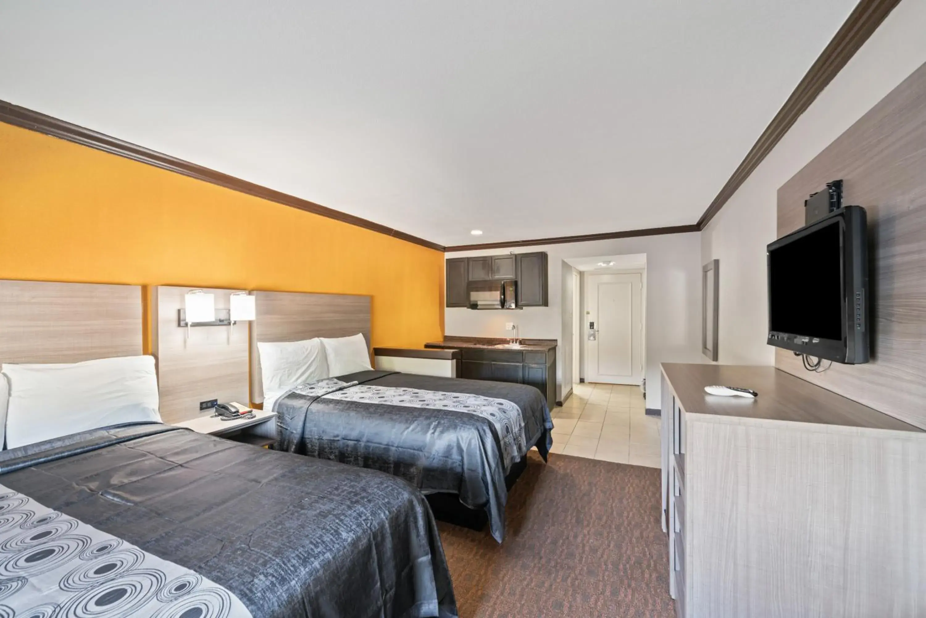 Double Room with Two Double Beds and Kitchenette - Non-Smoking in Americas Best Value Inn & Suites Brenham Double Room with Two Double Beds and Kitchenette - Non-Smoking in Americas Best Value Inn & Suites Brenham