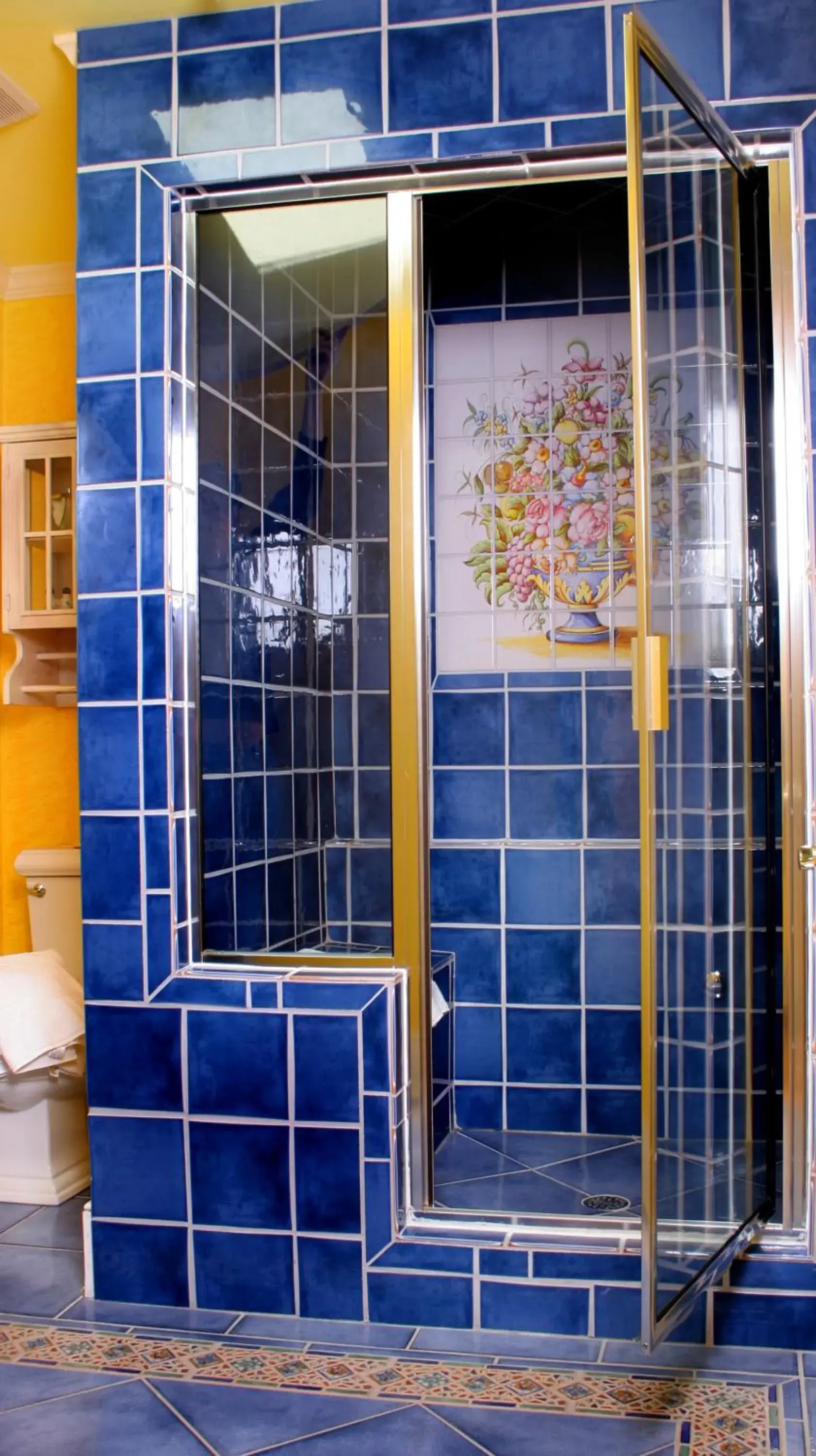 King Suite with Pool View in L'Auberge Provencale Inn & Restaurant King Suite with Pool View in L'Auberge Provencale Inn & Restaurant