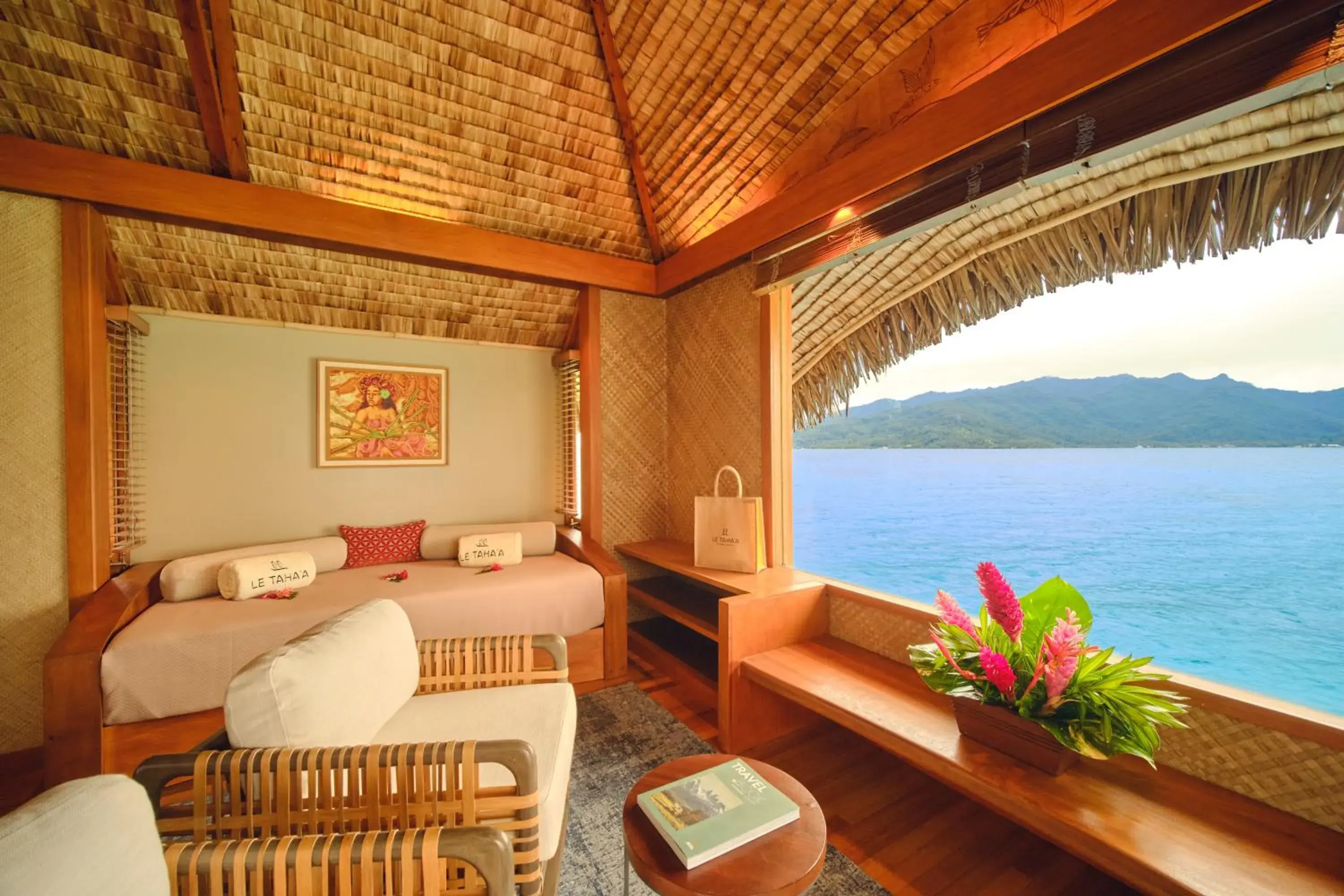 Superior Suite with Sea View in Le Taha'a by Pearl Resorts Superior Suite with Sea View in Le Taha'a by Pearl Resorts