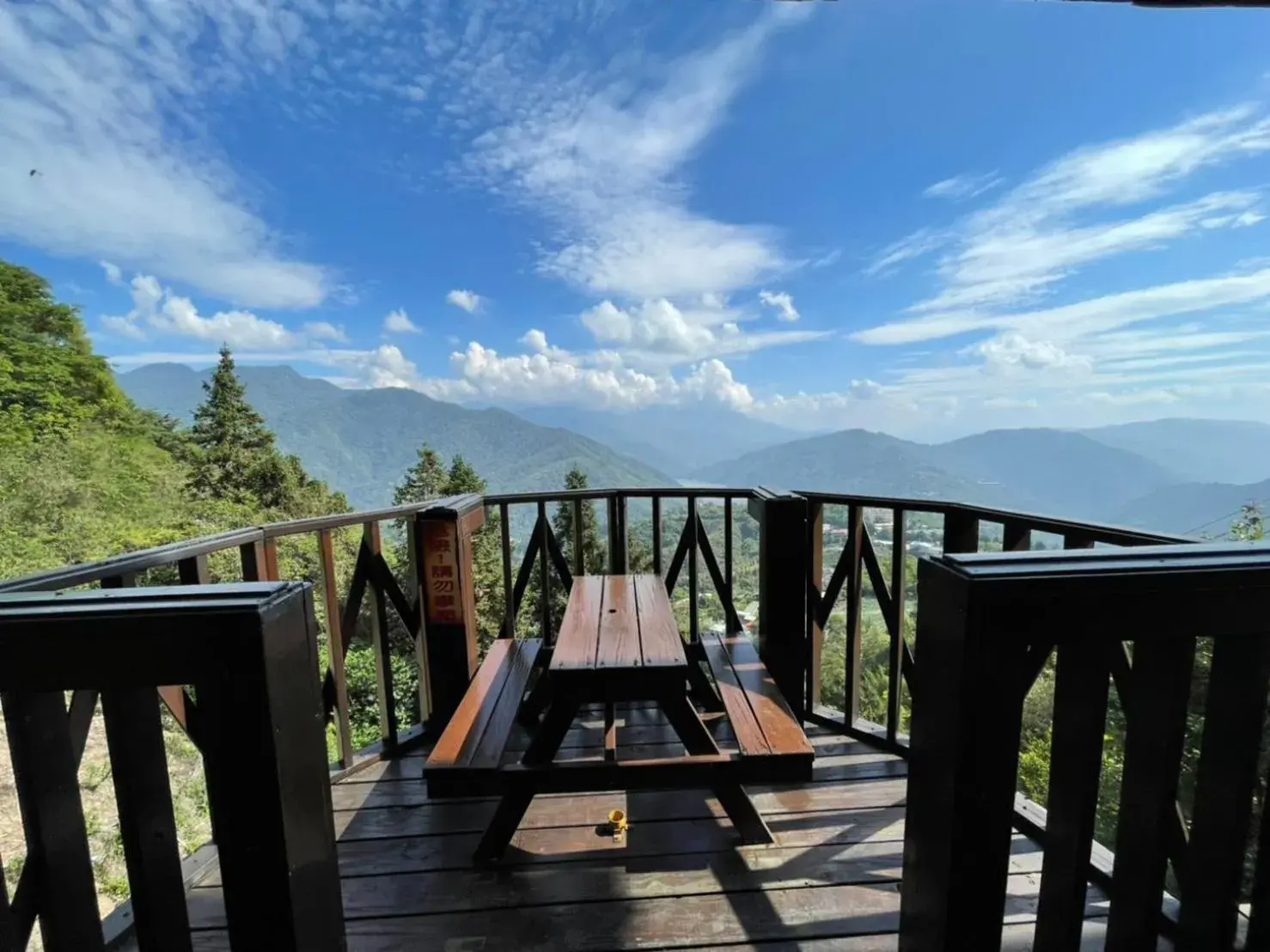 Superior Quadruple Room with Lake View in Emmanuel Farm House Superior Quadruple Room with Lake View in Emmanuel Farm House