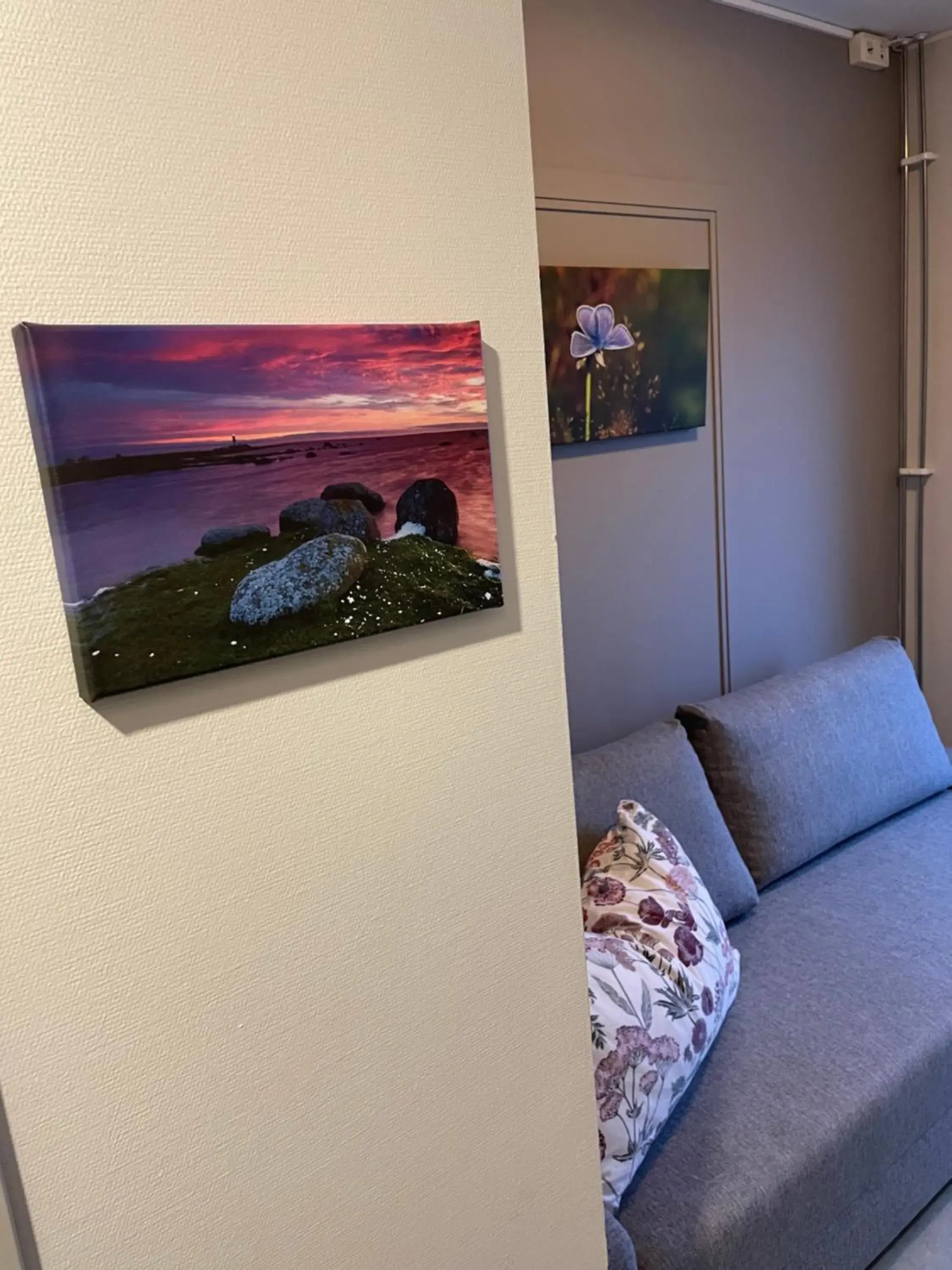 Family Room with Private Bathroom - single occupancy in Broholm Bed&Breakfast Family Room with Private Bathroom - single occupancy in Broholm Bed&Breakfast