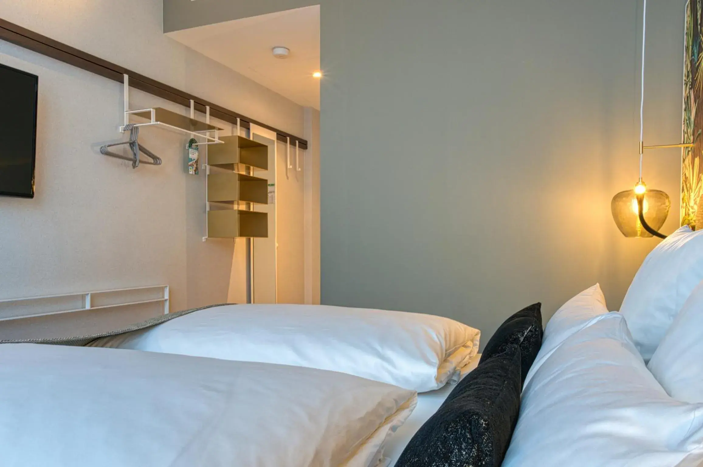 Superior King Room in NinetyNine Augsburg Superior King Room in NinetyNine Augsburg