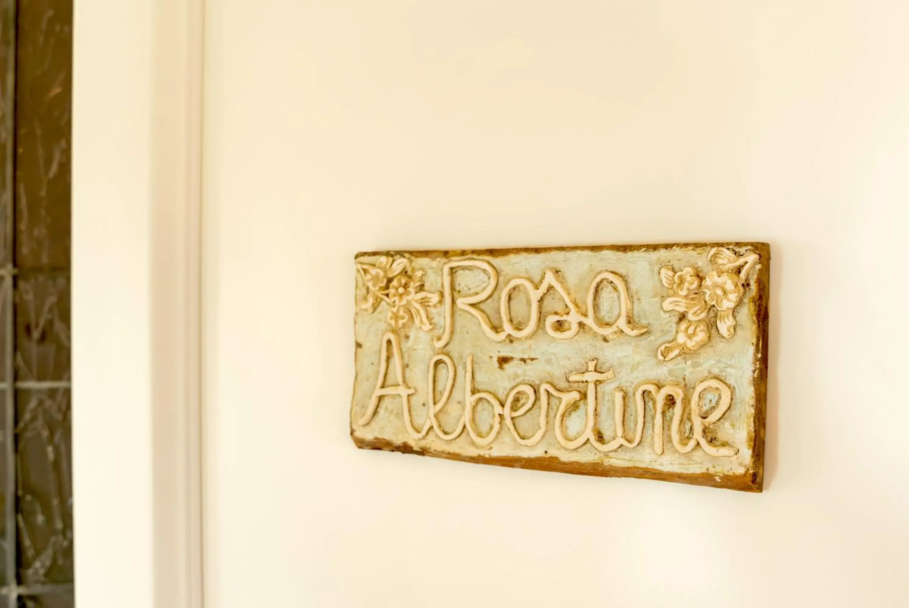 King Room with Pool View in Villa La Preziosa King Room with Pool View in Villa La Preziosa