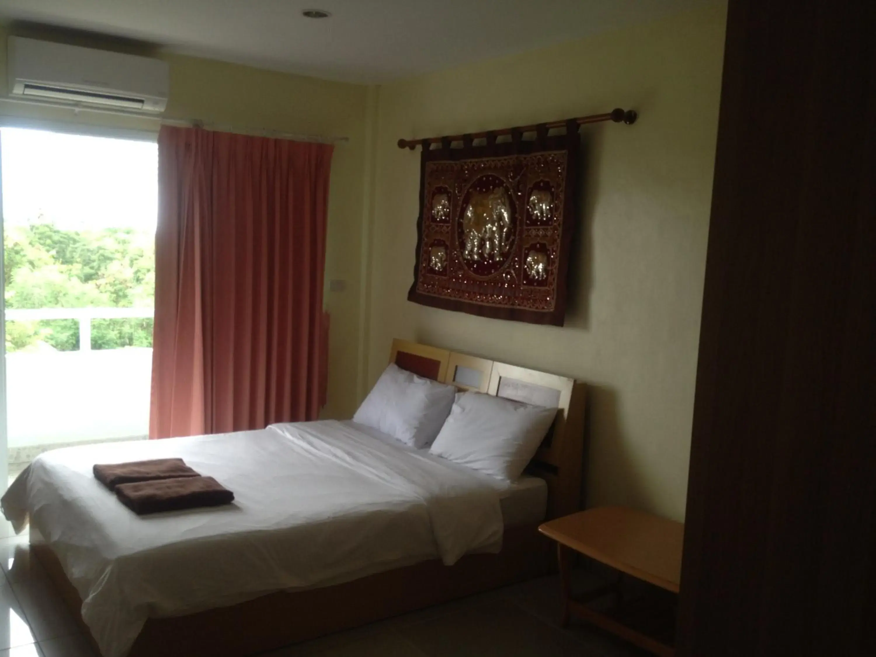 Superior Double Room - single occupancy in Jomtien Hostel Superior Double Room - single occupancy in Jomtien Hostel