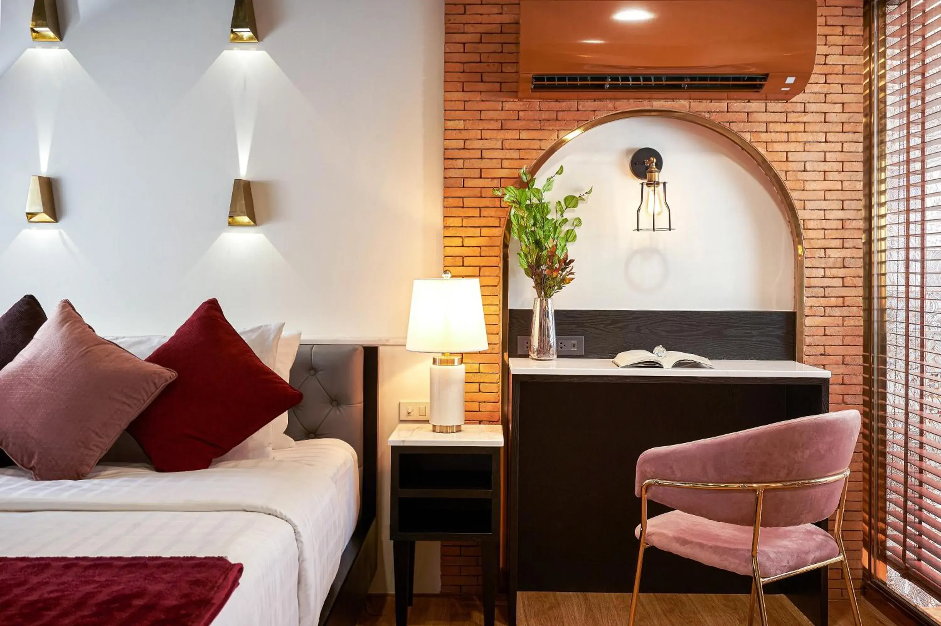 Luxury Quadruple Room in THE MOMENT CHIANGMAI - Design Boutique Hotel Luxury Quadruple Room in THE MOMENT CHIANGMAI - Design Boutique Hotel