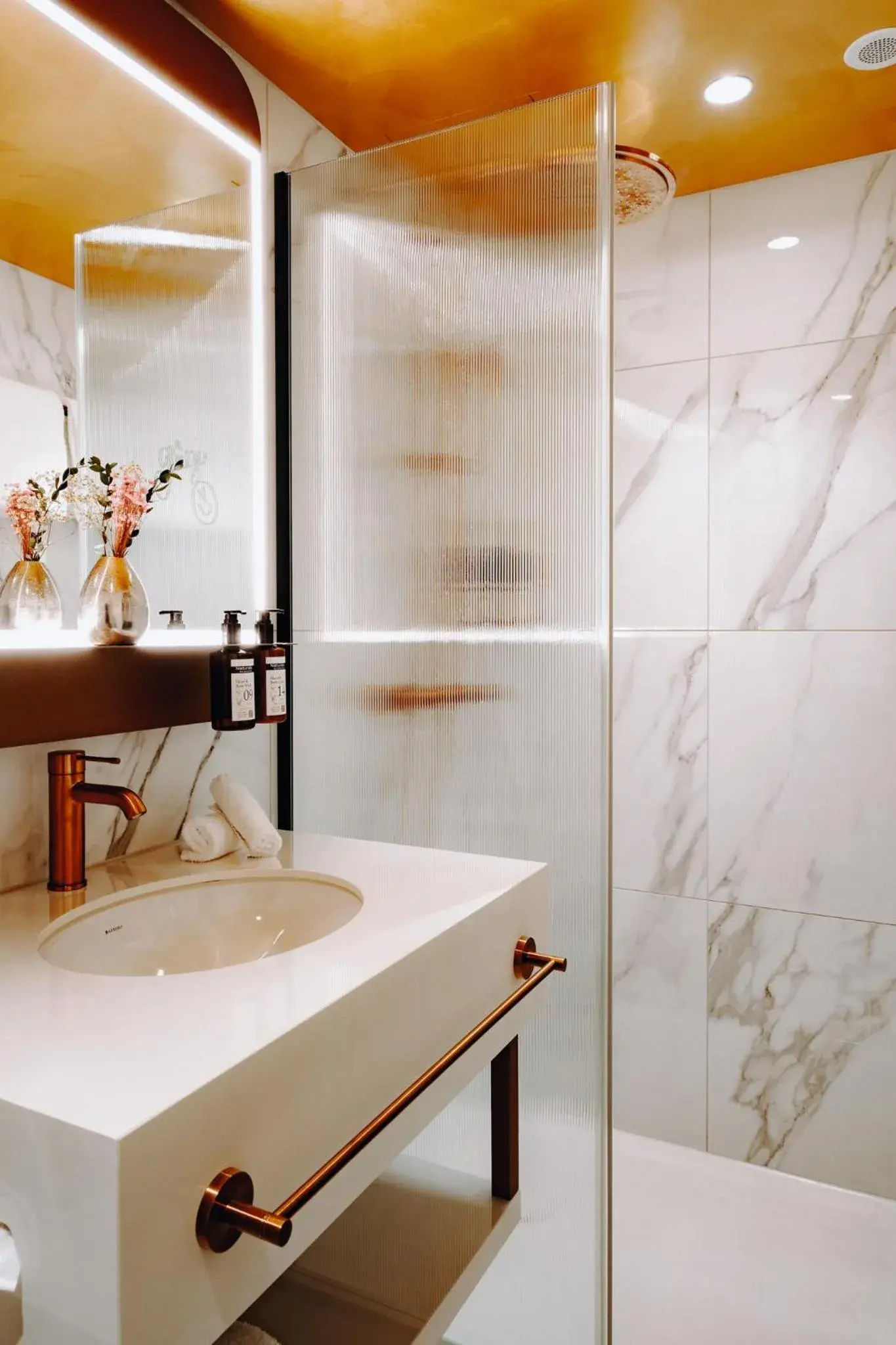 Double Room with Balcony in AMERON Luzern Hotel Flora Double Room with Balcony in AMERON Luzern Hotel Flora