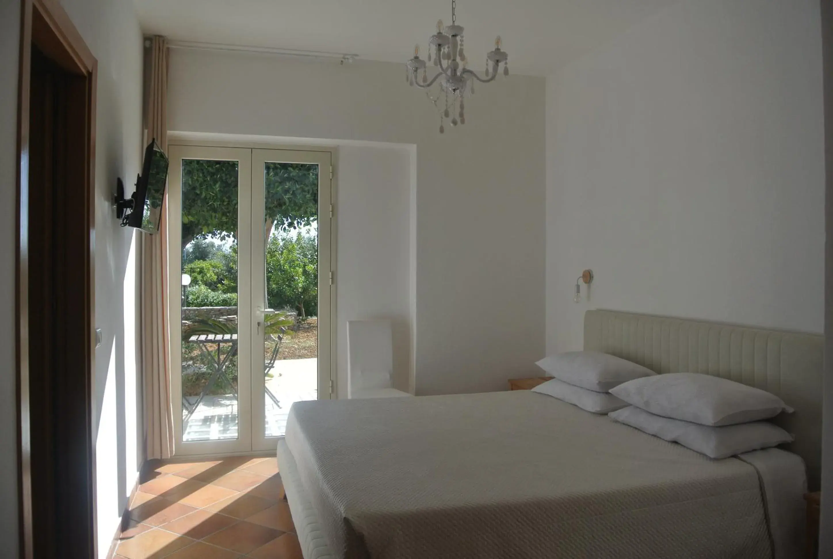 Deluxe Double Room in Villa Carlotta Resort Deluxe Double Room in Villa Carlotta Resort