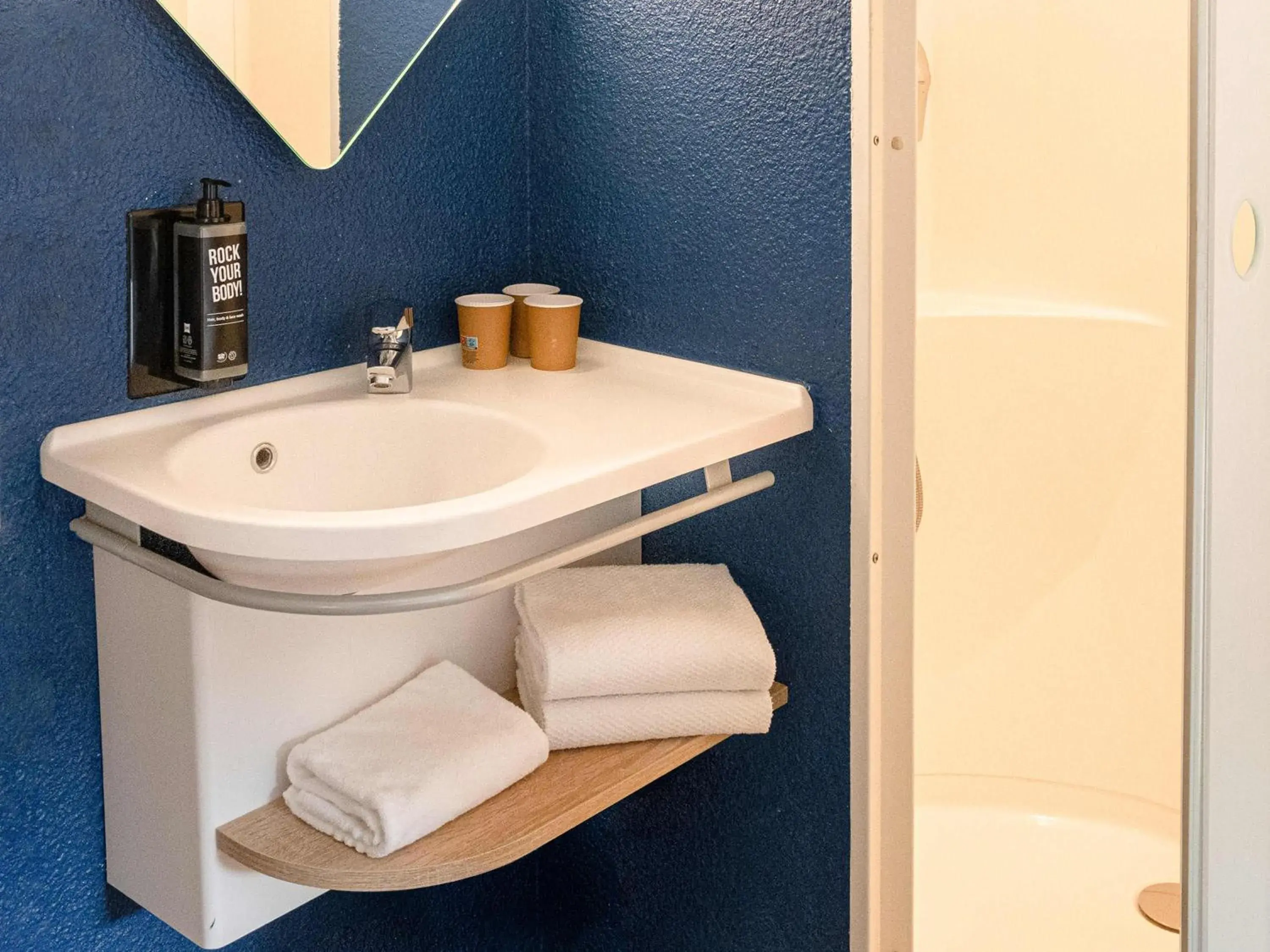 Twin Room in Ibis Budget Albi Centre Twin Room in Ibis Budget Albi Centre