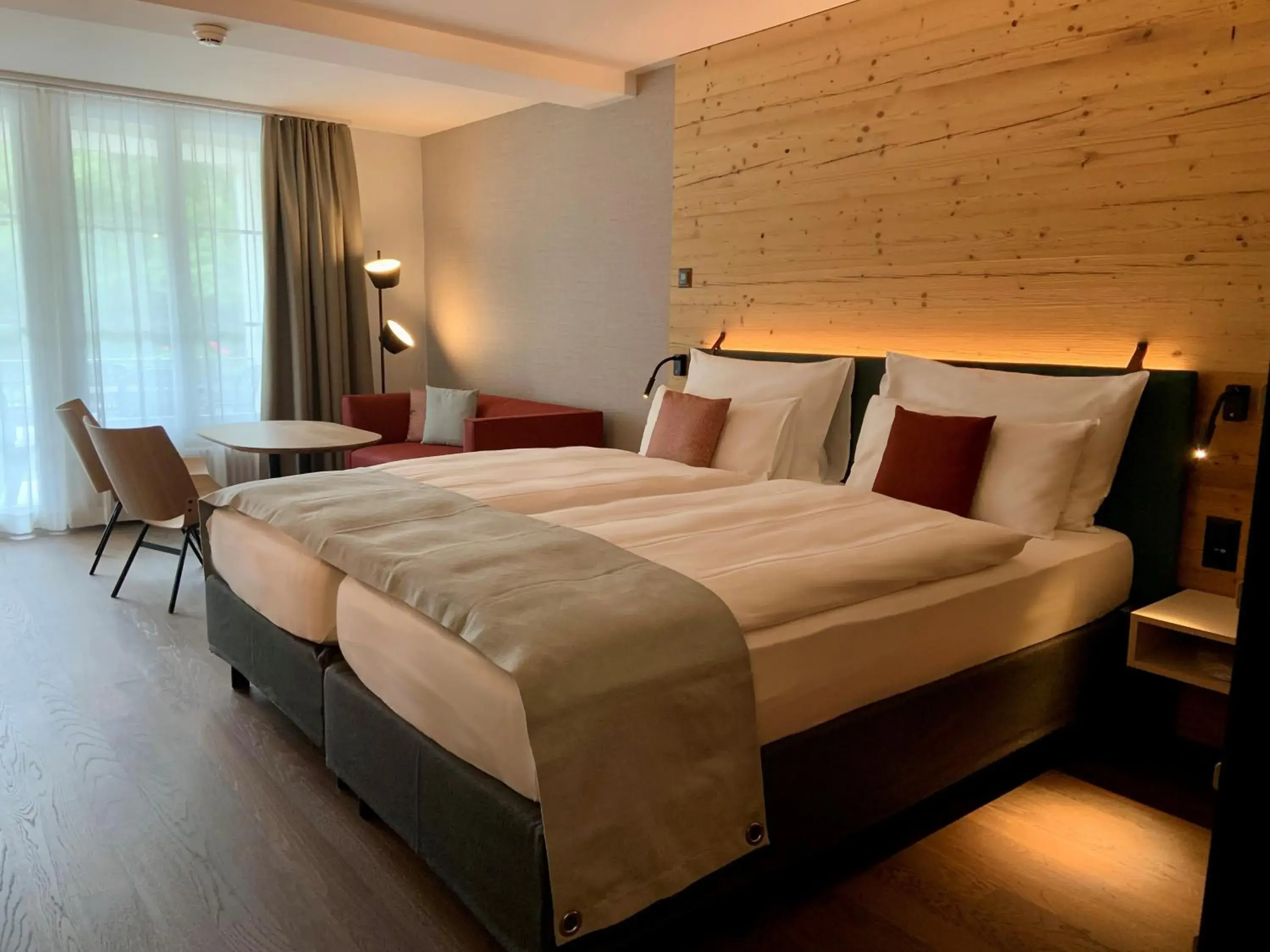 Family Room with Balcony in Hotel Interlaken Family Room with Balcony in Hotel Interlaken