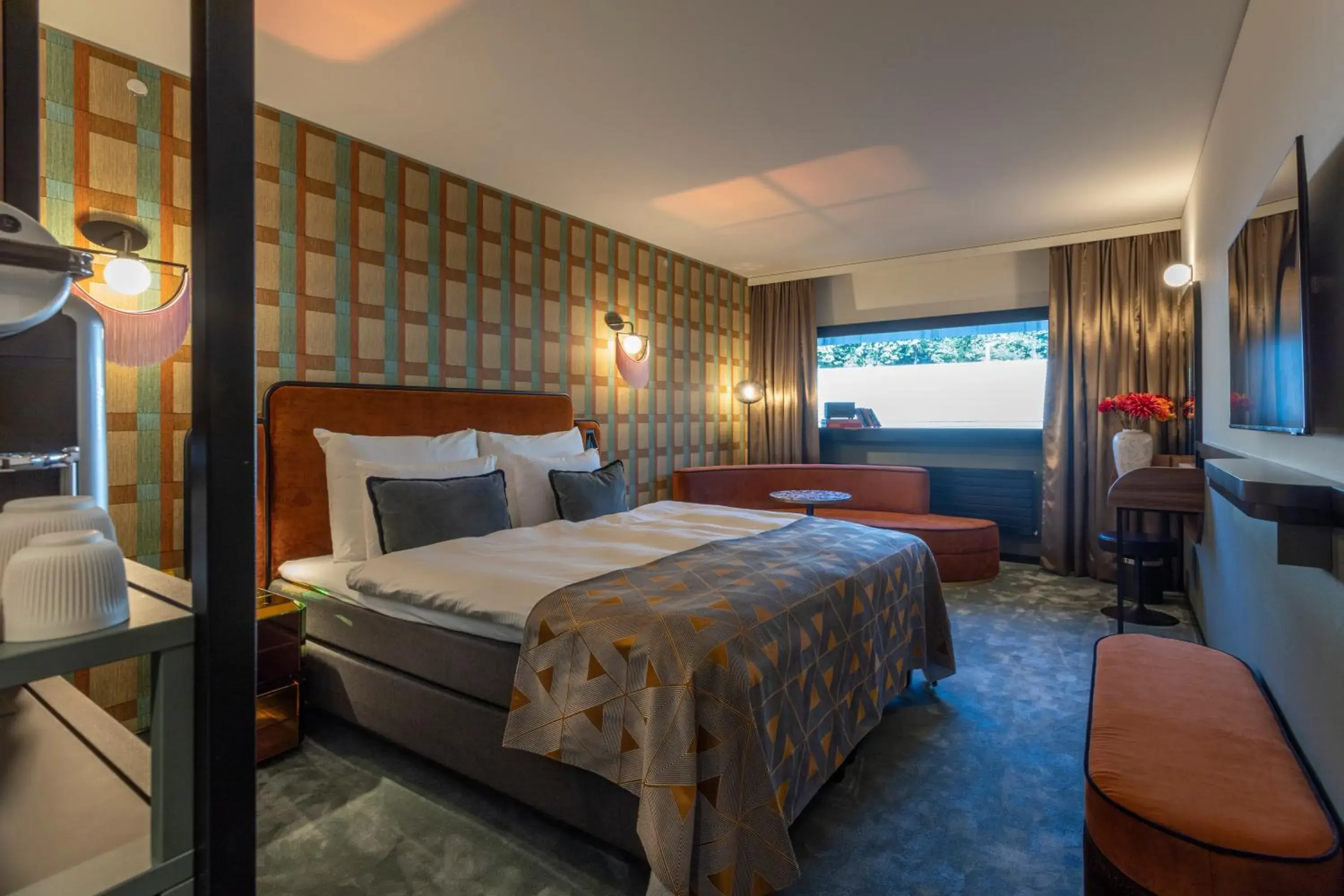 Comfort Double Room in The Home Hotel Zürich - a member of DESIGN HOTELS Comfort Double Room in The Home Hotel Zürich - a member of DESIGN HOTELS