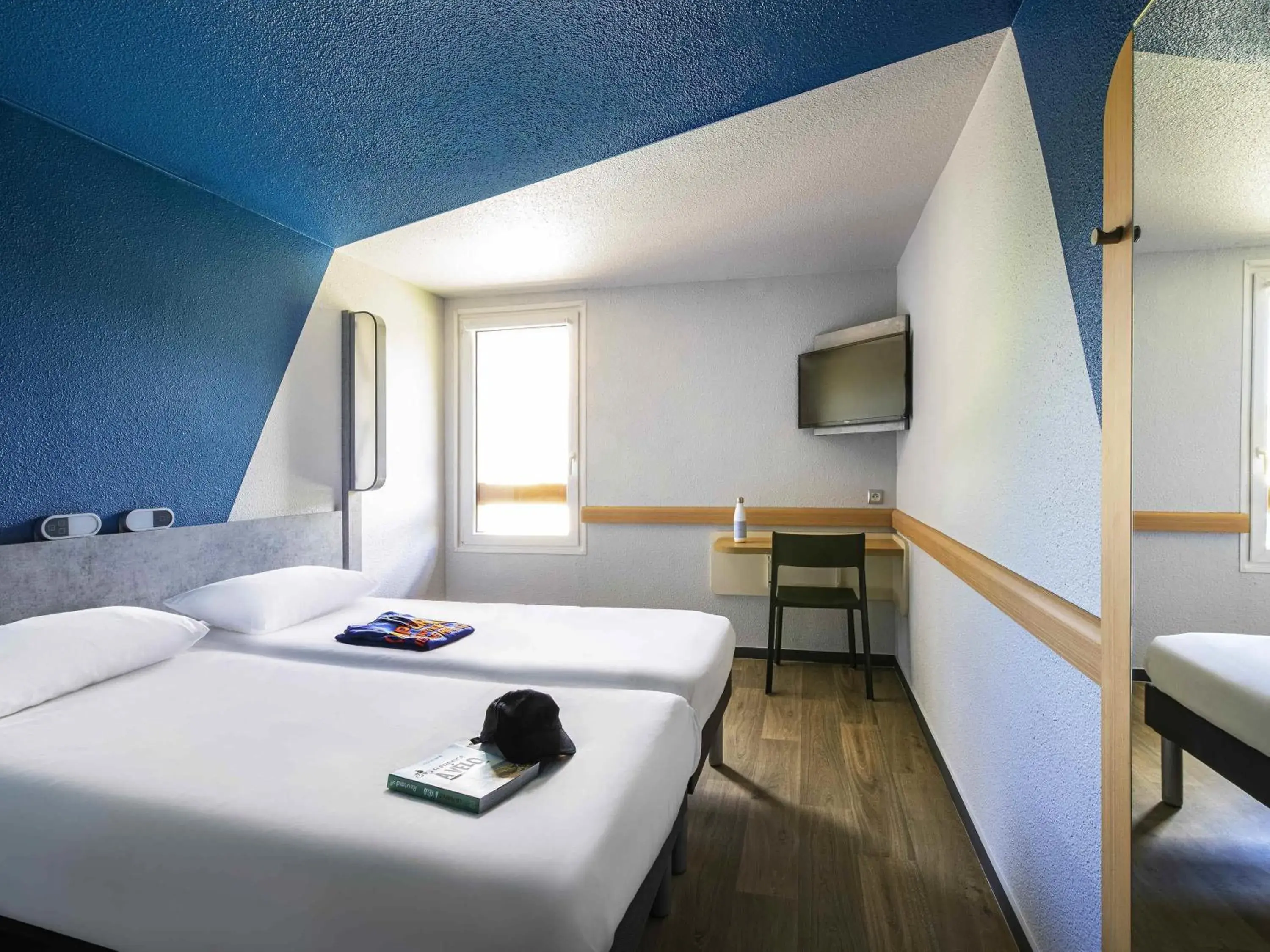 Twin Room in ibis budget Grenoble Voreppe Twin Room in ibis budget Grenoble Voreppe