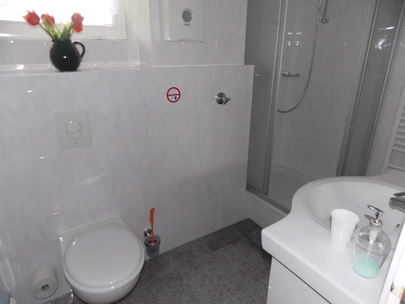 Comfort Double Room in Miles Hotel Berlin Comfort Double Room in Miles Hotel Berlin