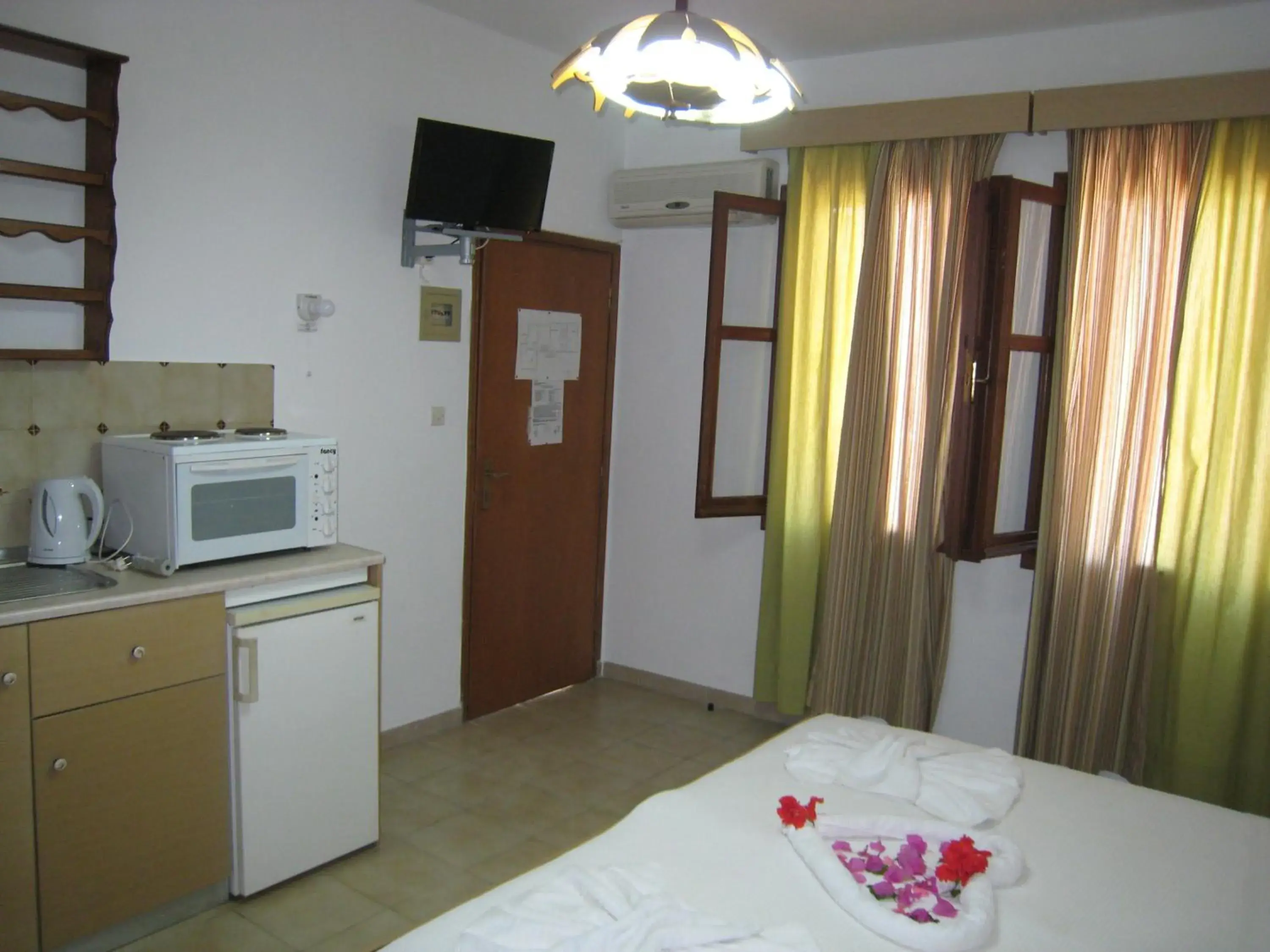 Double or Twin Room with View in Eleftheria Lindian Studios II Double or Twin Room with View in Eleftheria Lindian Studios II