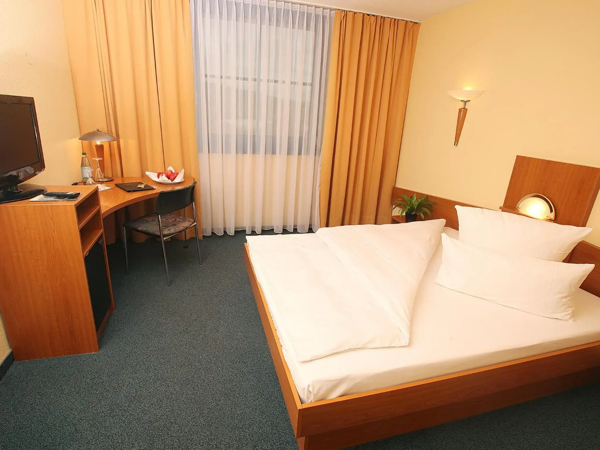 Comfort Single Room in Transmar Travel Hotel Comfort Single Room in Transmar Travel Hotel