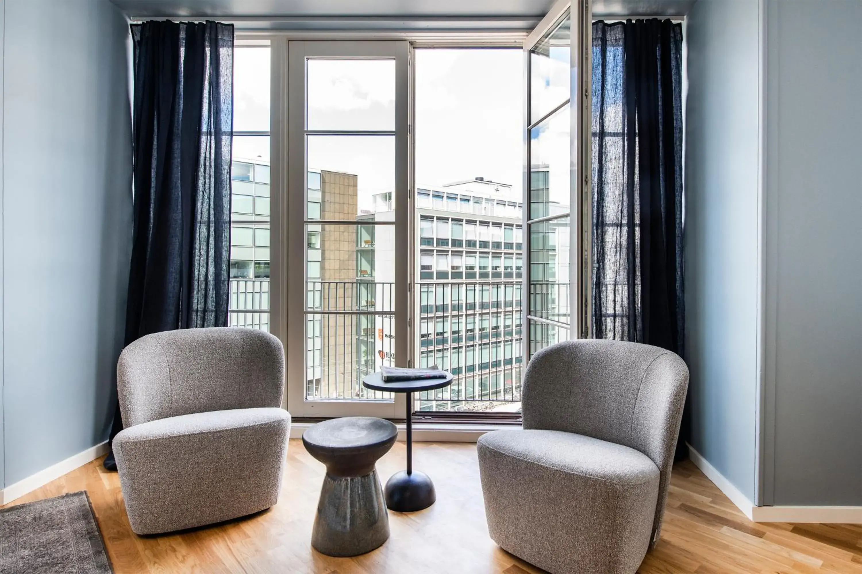 1 Bedroom Swanky Apartment in The Lakes apartments by Daniel&Jacob's 1 Bedroom Swanky Apartment in The Lakes apartments by Daniel&Jacob's