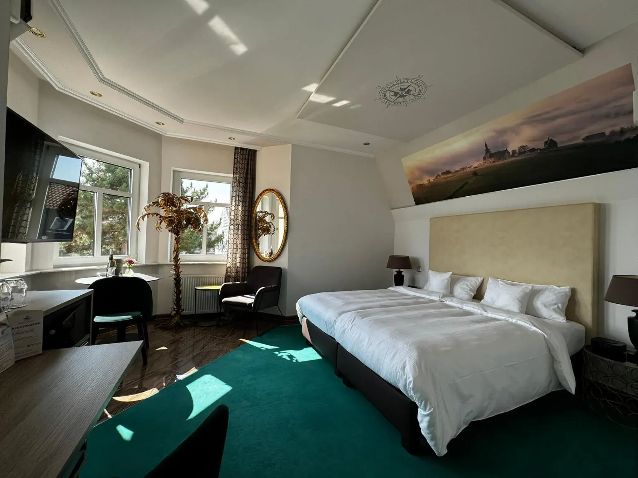 Comfort Doppelzimmer mit Rheinblick in Rhein-Hotel Nierstein Comfort Doppelzimmer mit Rheinblick in Rhein-Hotel Nierstein