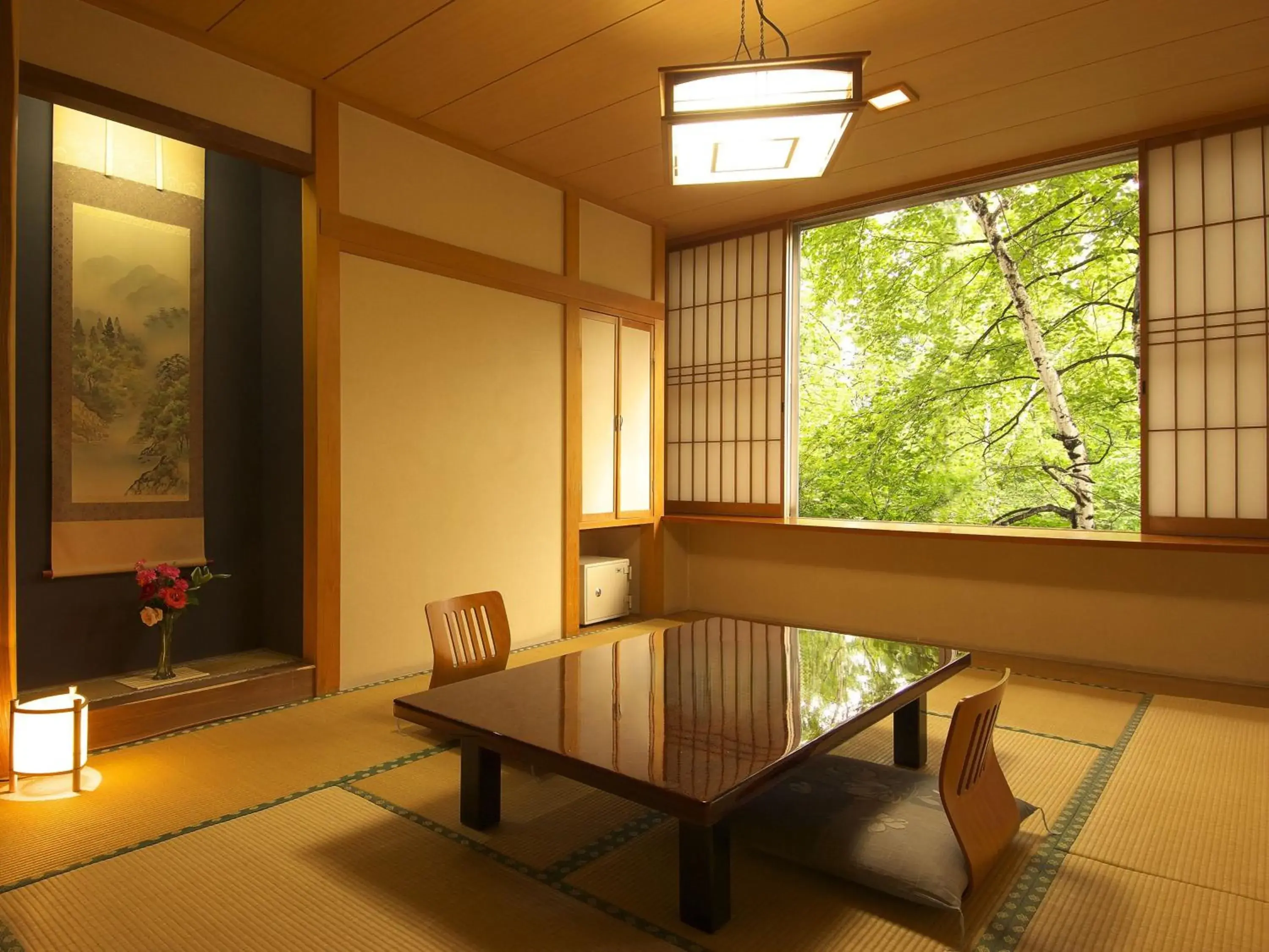 Japanese-Style Standard Room with Shared Bathroom in Kusatsu Skyland Hotel Japanese-Style Standard Room with Shared Bathroom in Kusatsu Skyland Hotel