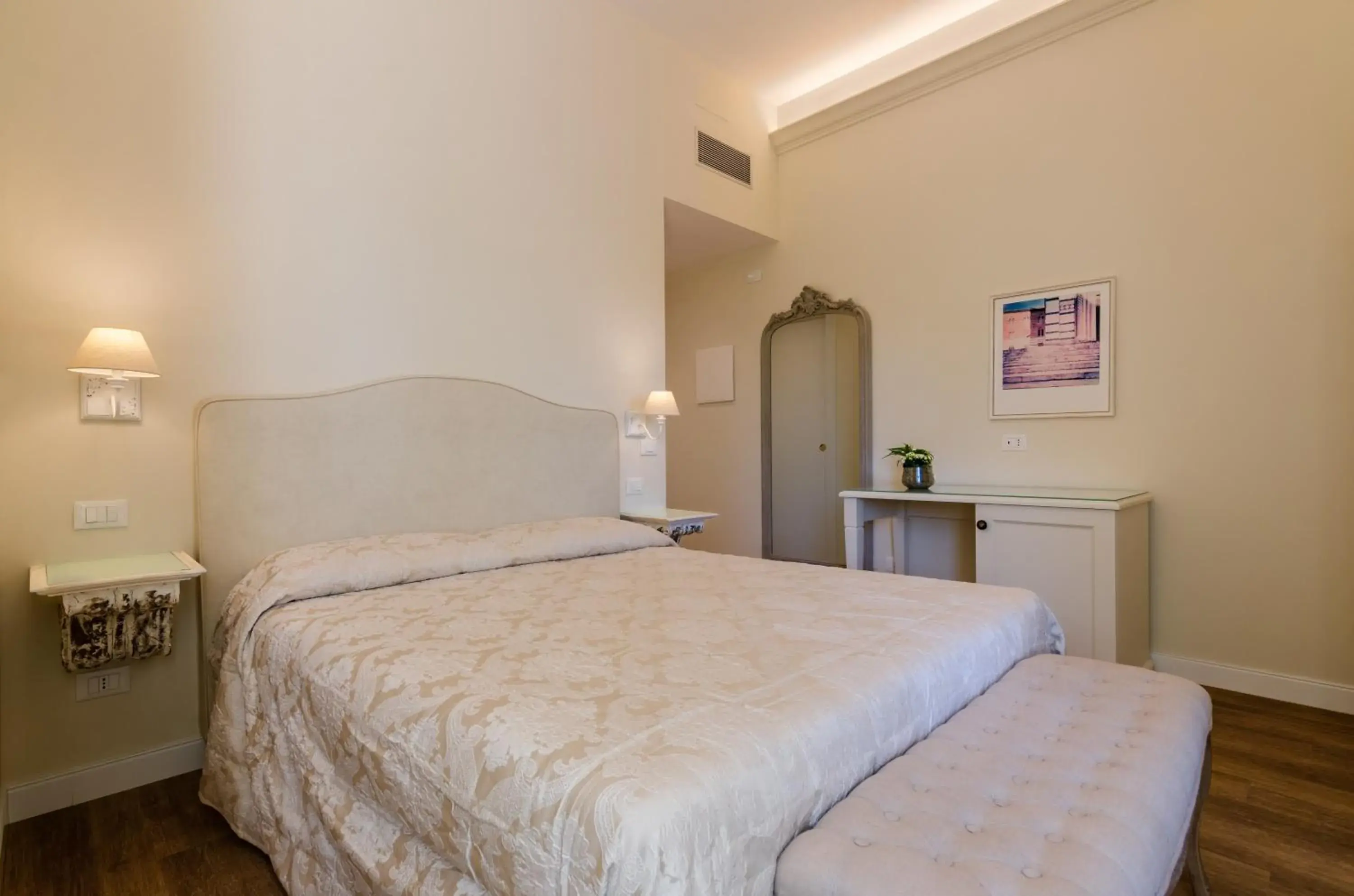 Deluxe Suite - single occupancy in Il giardino di Pantaneto Residenza D'Epoca Deluxe Suite - single occupancy in Il giardino di Pantaneto Residenza D'Epoca