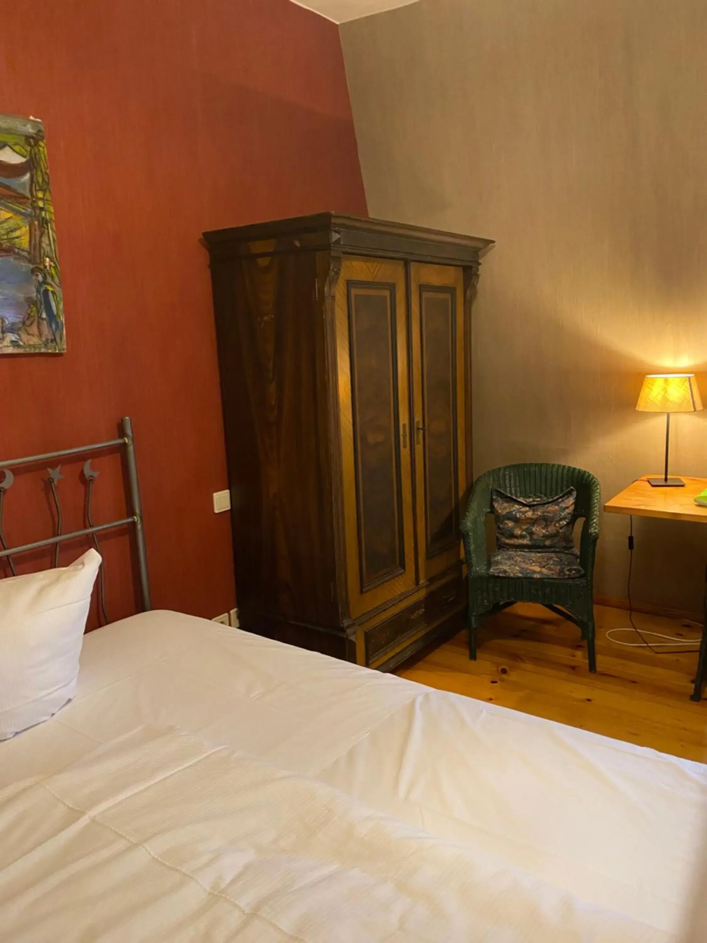 Superior Queen Room - single occupancy in Hotel Alte Försterei Superior Queen Room - single occupancy in Hotel Alte Försterei