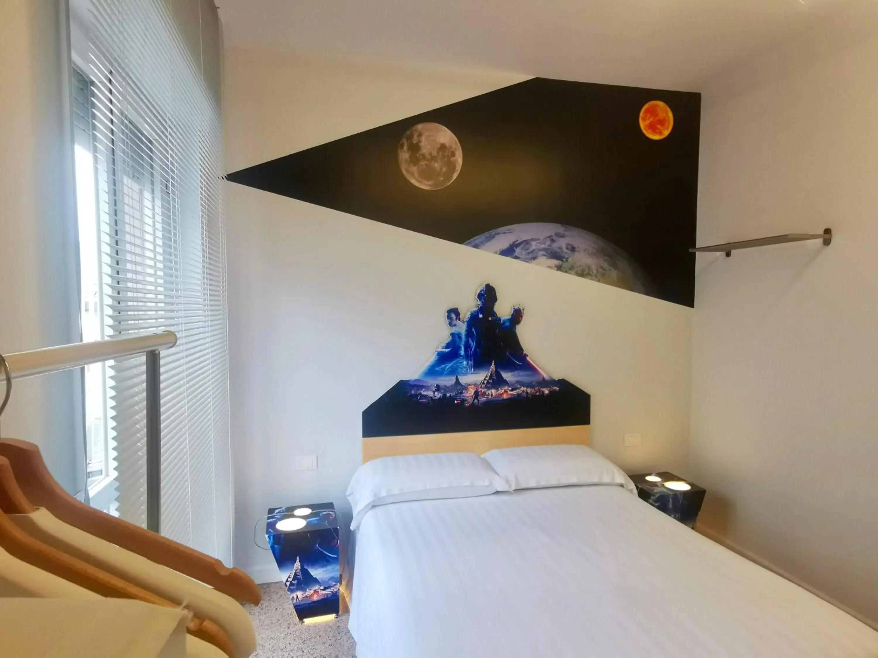 Double Room with Private External Bathroom - single occupancy in Red Carpet rooms Double Room with Private External Bathroom - single occupancy in Red Carpet rooms