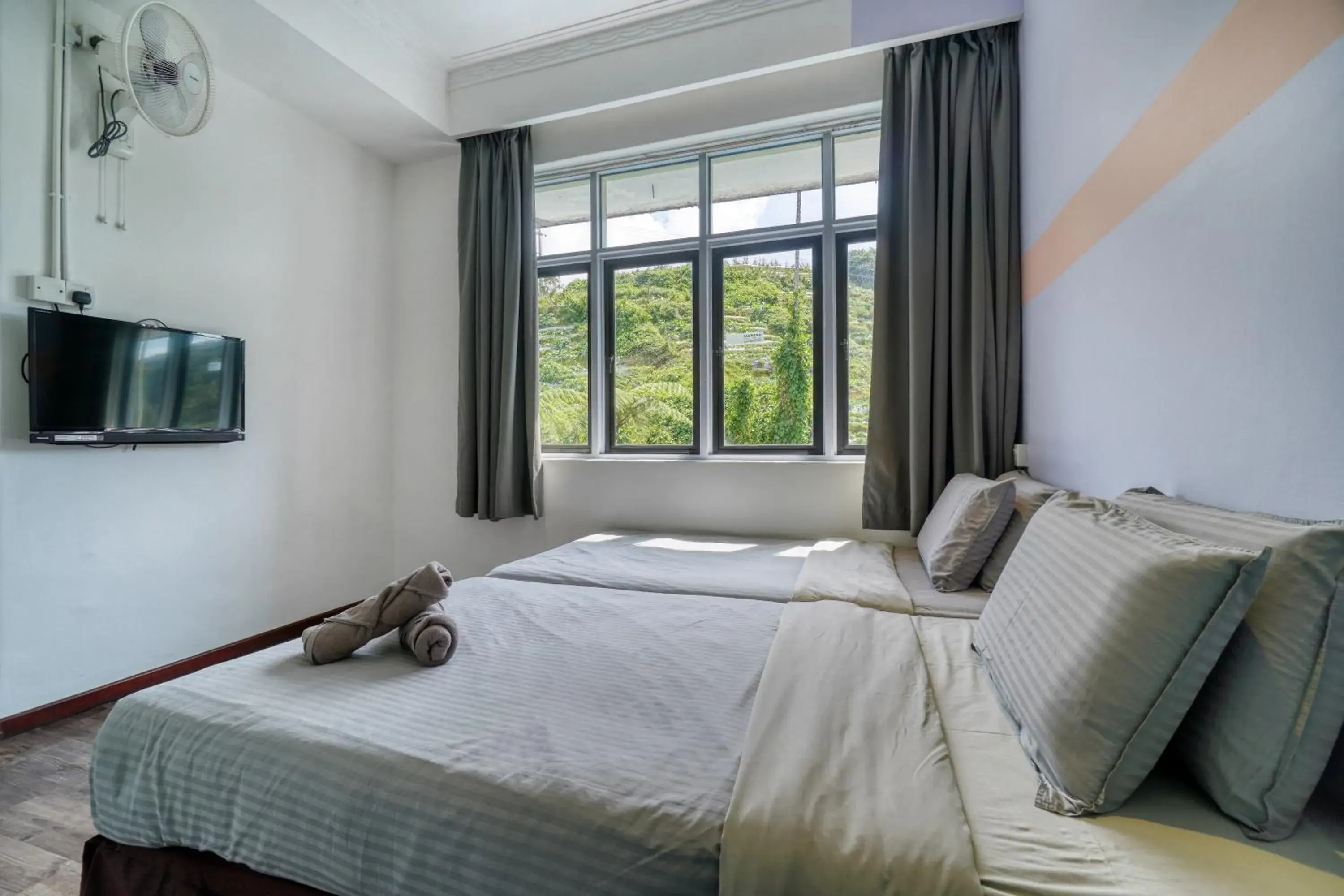 Twin Room in Parkland Express Twin Room in Parkland Express