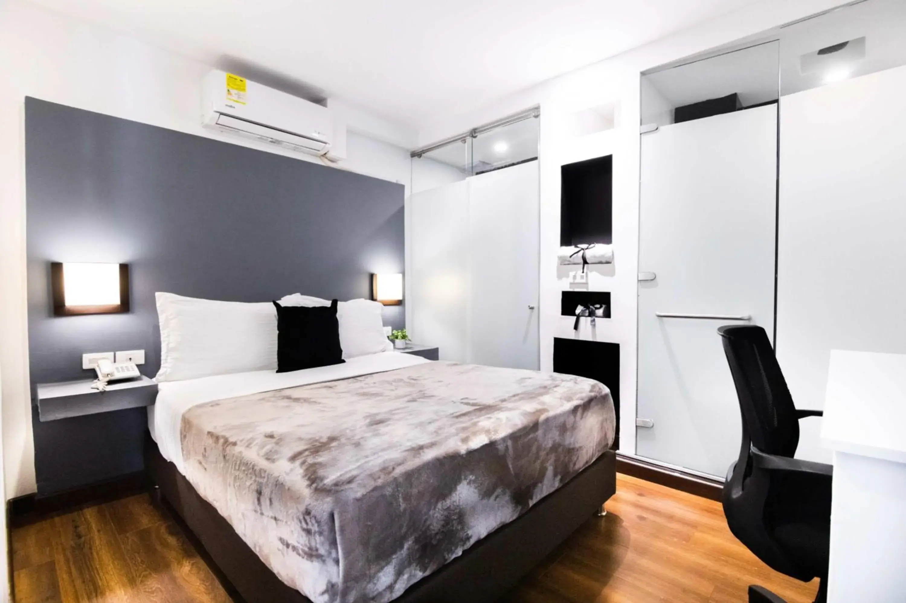 Budget Double Room in Hotel Z3 Pereira Budget Double Room in Hotel Z3 Pereira