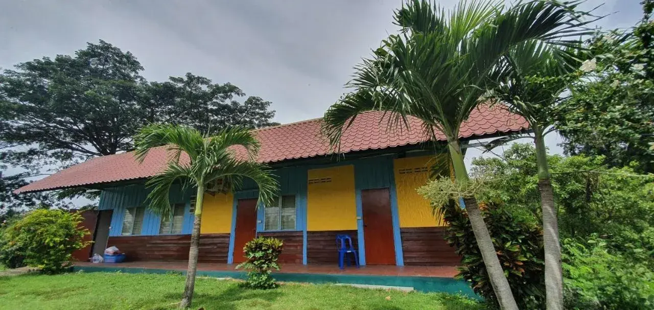 Family Room with Private Bathroom in Putan-namsai Resort Family Room with Private Bathroom in Putan-namsai Resort