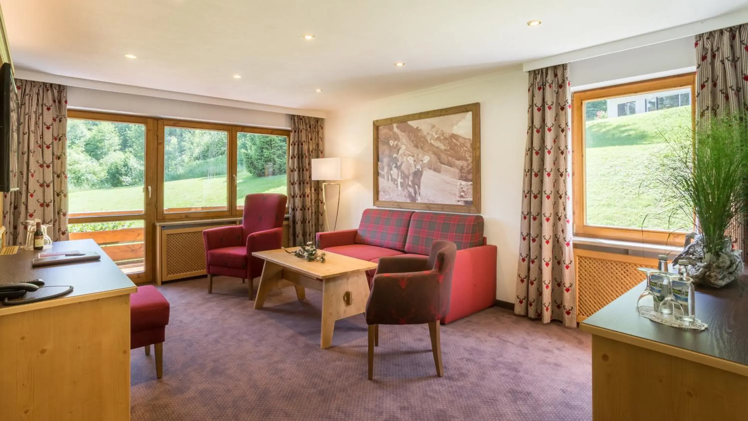 Junior Suite - single occupancy in Alpenhotel Oberstdorf - ein Rovell Hotel Junior Suite - single occupancy in Alpenhotel Oberstdorf - ein Rovell Hotel