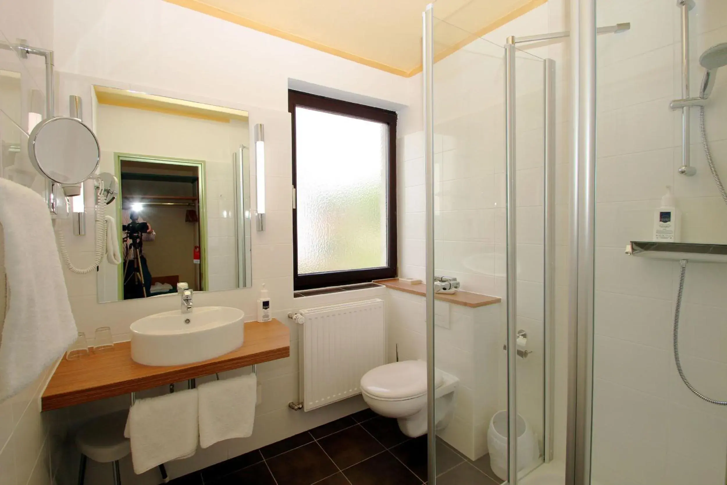 Standard Double Room - single occupancy in Parkhotel Emstaler Höhe Standard Double Room - single occupancy in Parkhotel Emstaler Höhe