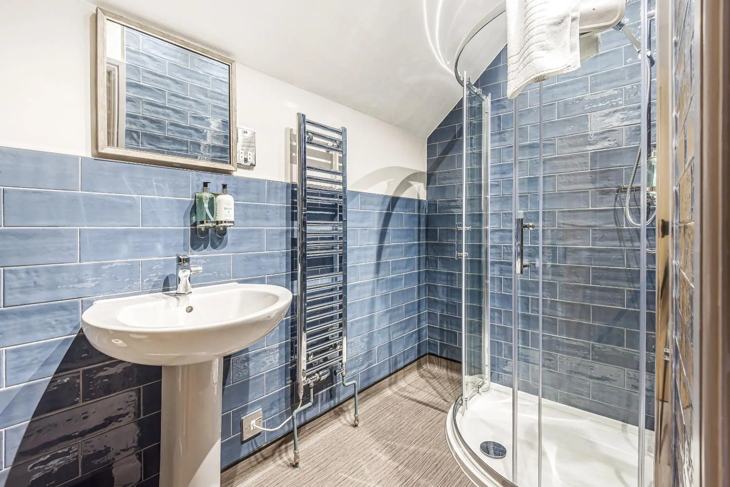 Superior Double or Twin Room in Charlcombe Inn Superior Double or Twin Room in Charlcombe Inn