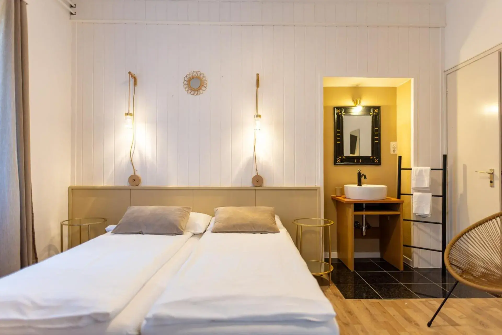 Economy Double Room-Easy Stay in Easy Stay by Hotel La Perla Economy Double Room-Easy Stay in Easy Stay by Hotel La Perla