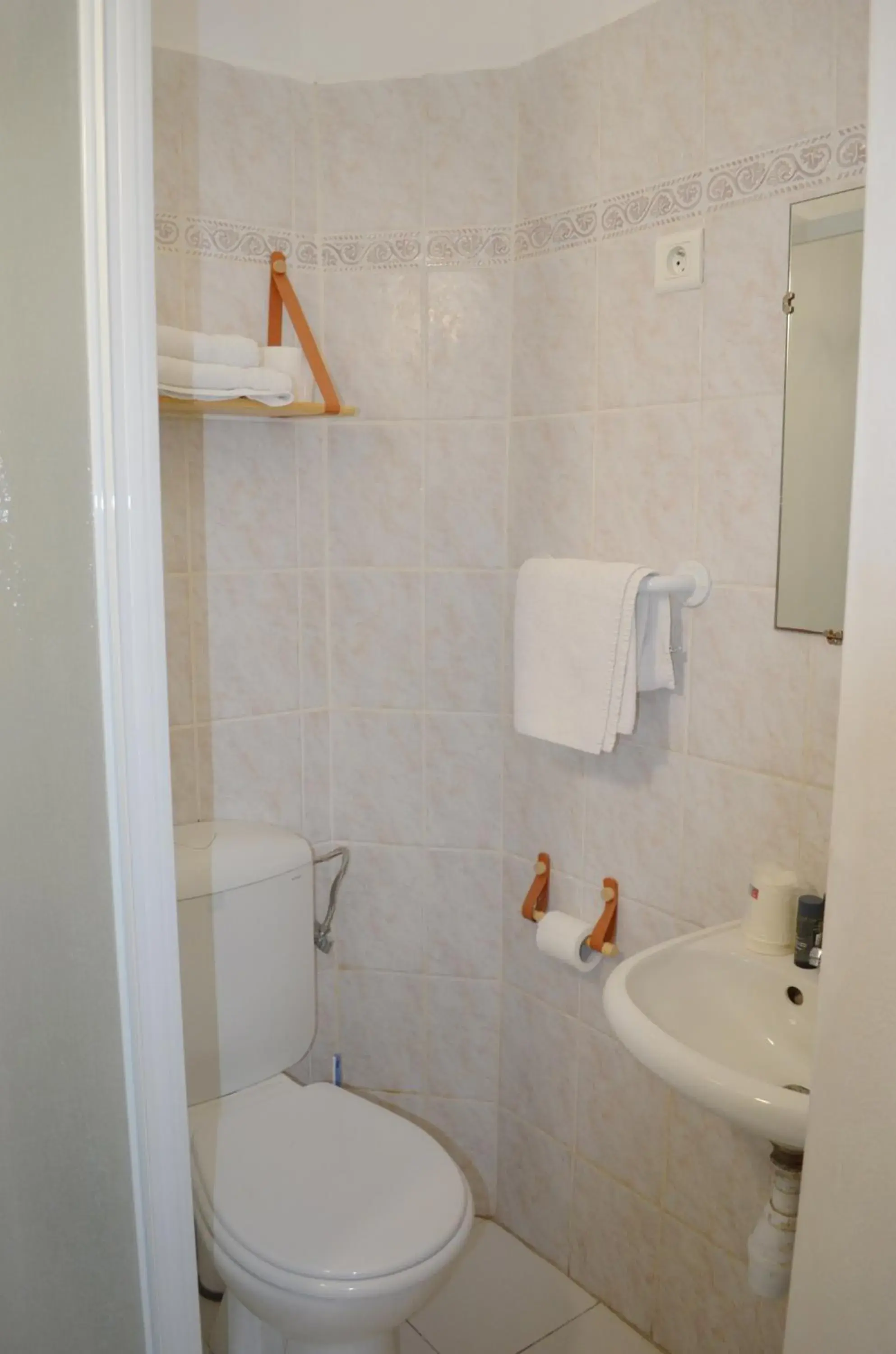 Comfort Double Room in Hôtel du Parc Comfort Double Room in Hôtel du Parc