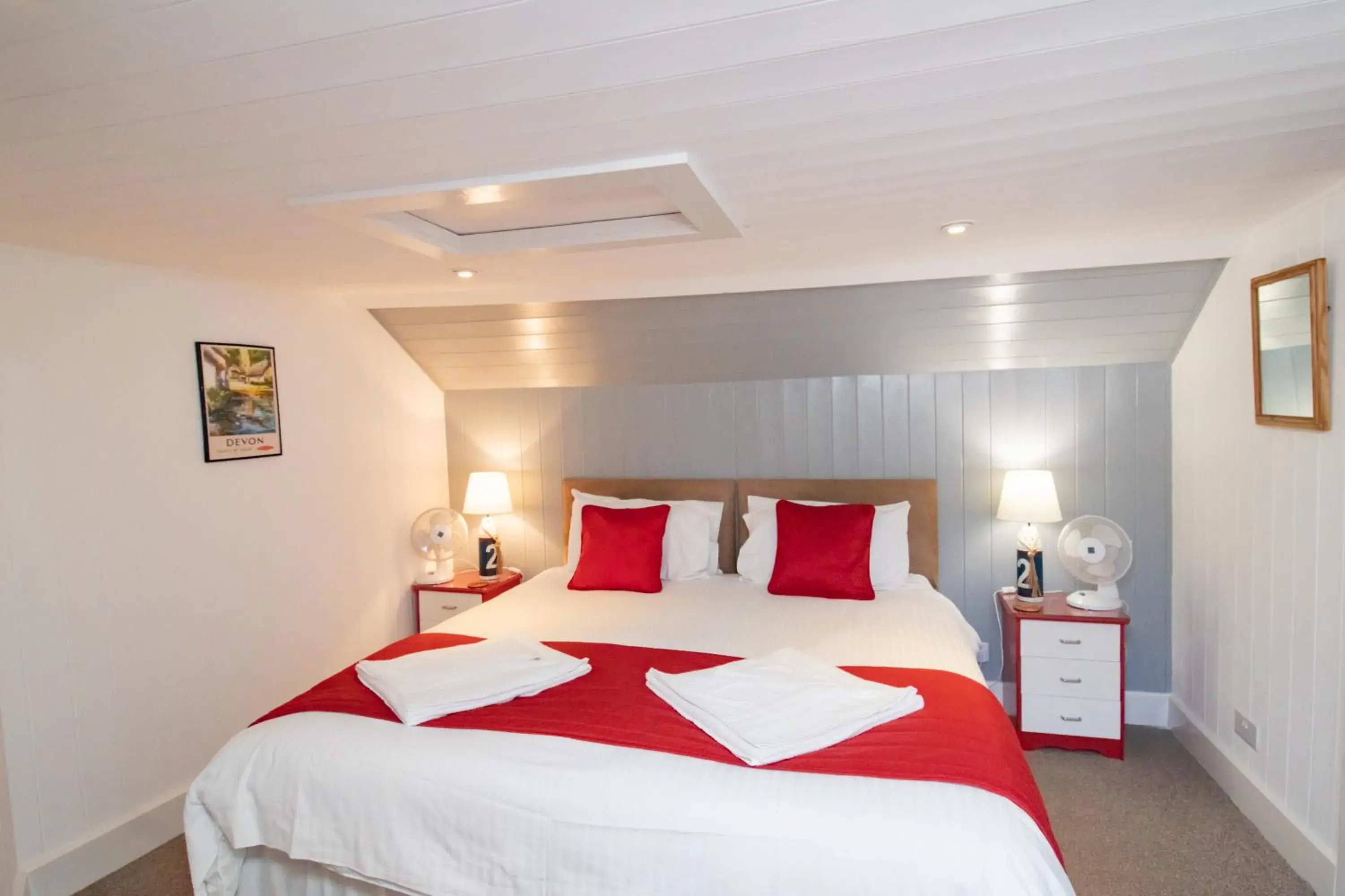 Superior King or Twin Room - single occupancy in St Vincent Guest House Superior King or Twin Room - single occupancy in St Vincent Guest House