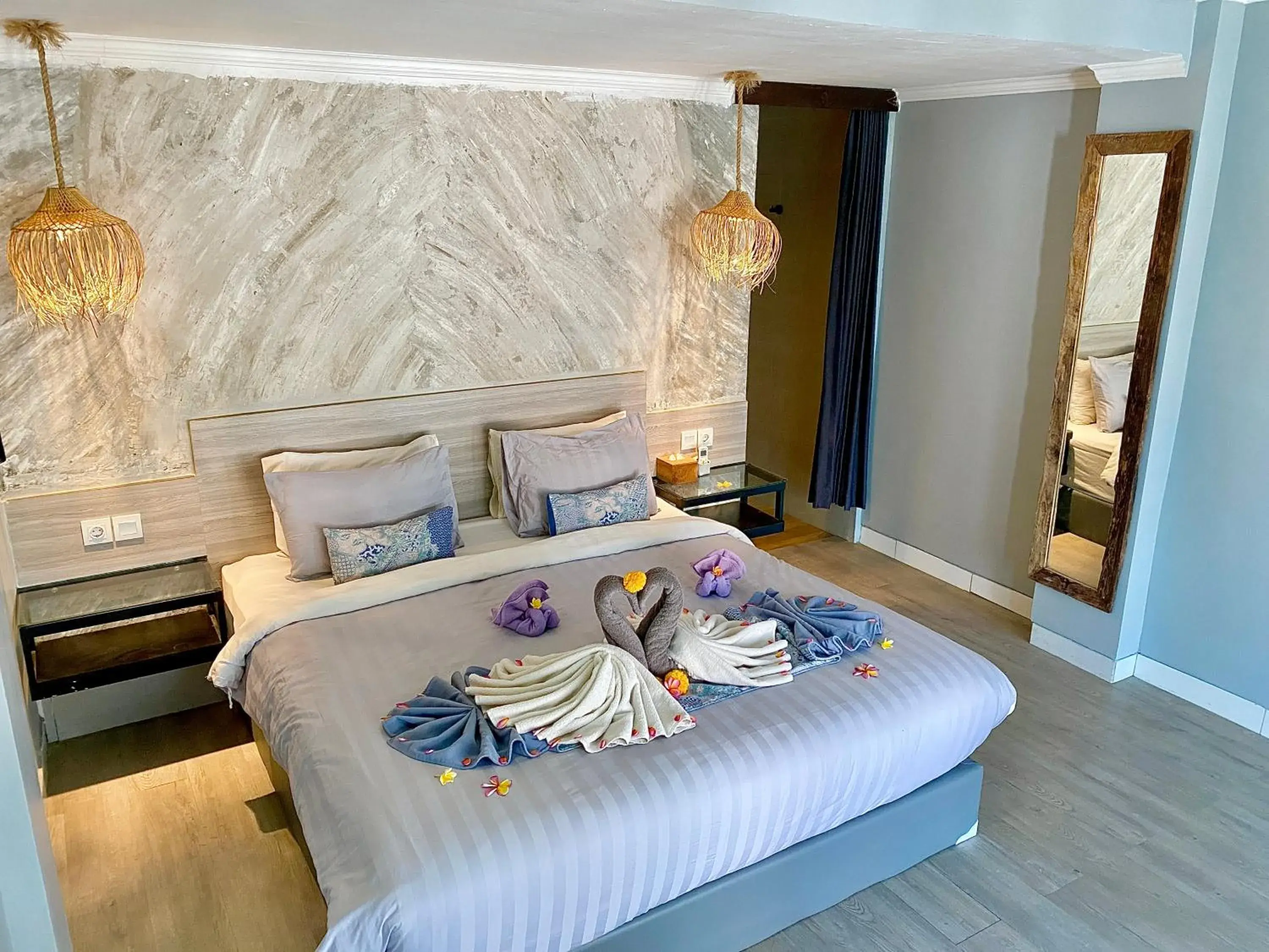 Double Room in The Jungle Hostel Canggu Double Room in The Jungle Hostel Canggu