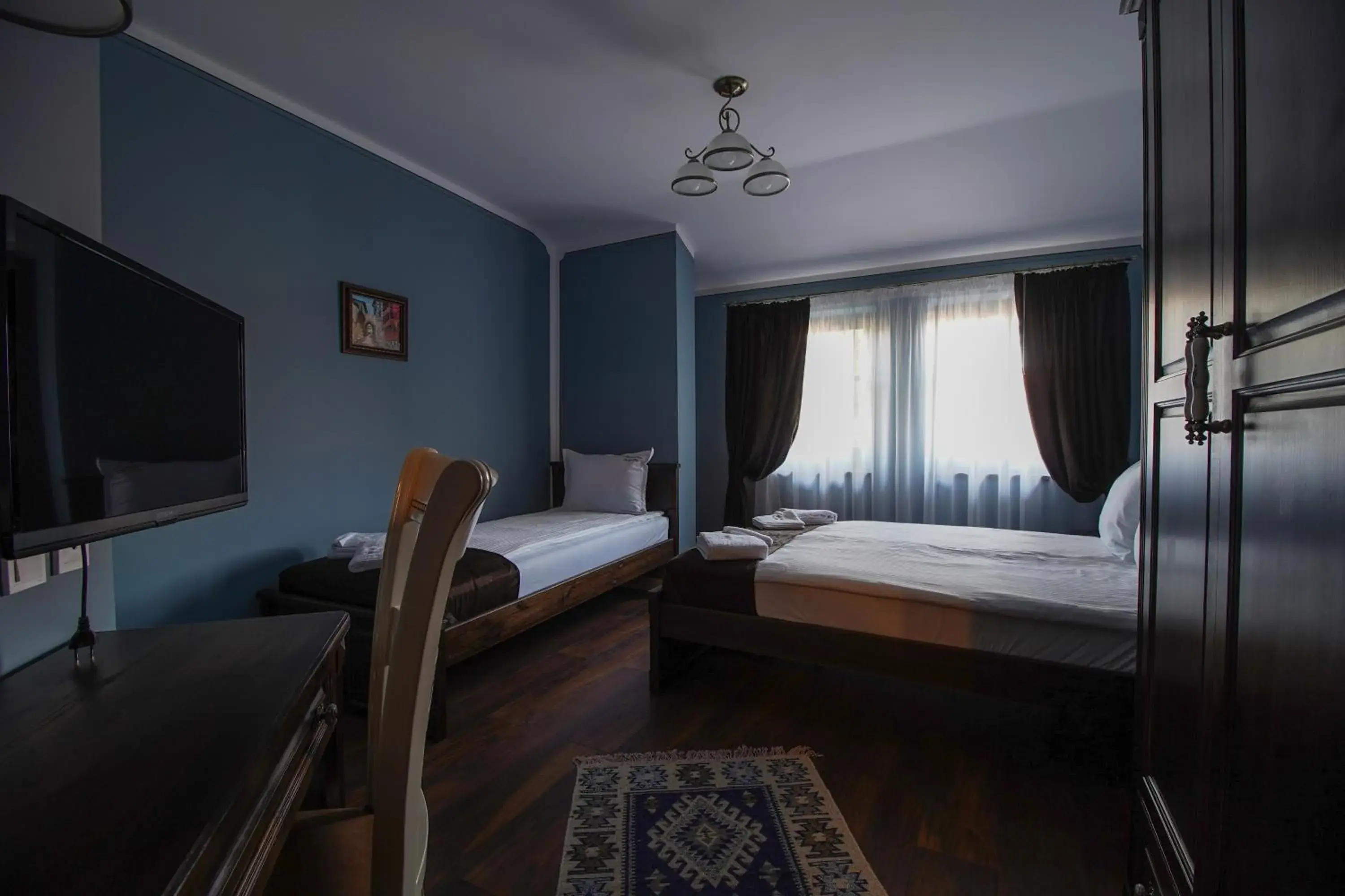 Deluxe Triple Room in Pulpudeva Family Hotel Deluxe Triple Room in Pulpudeva Family Hotel