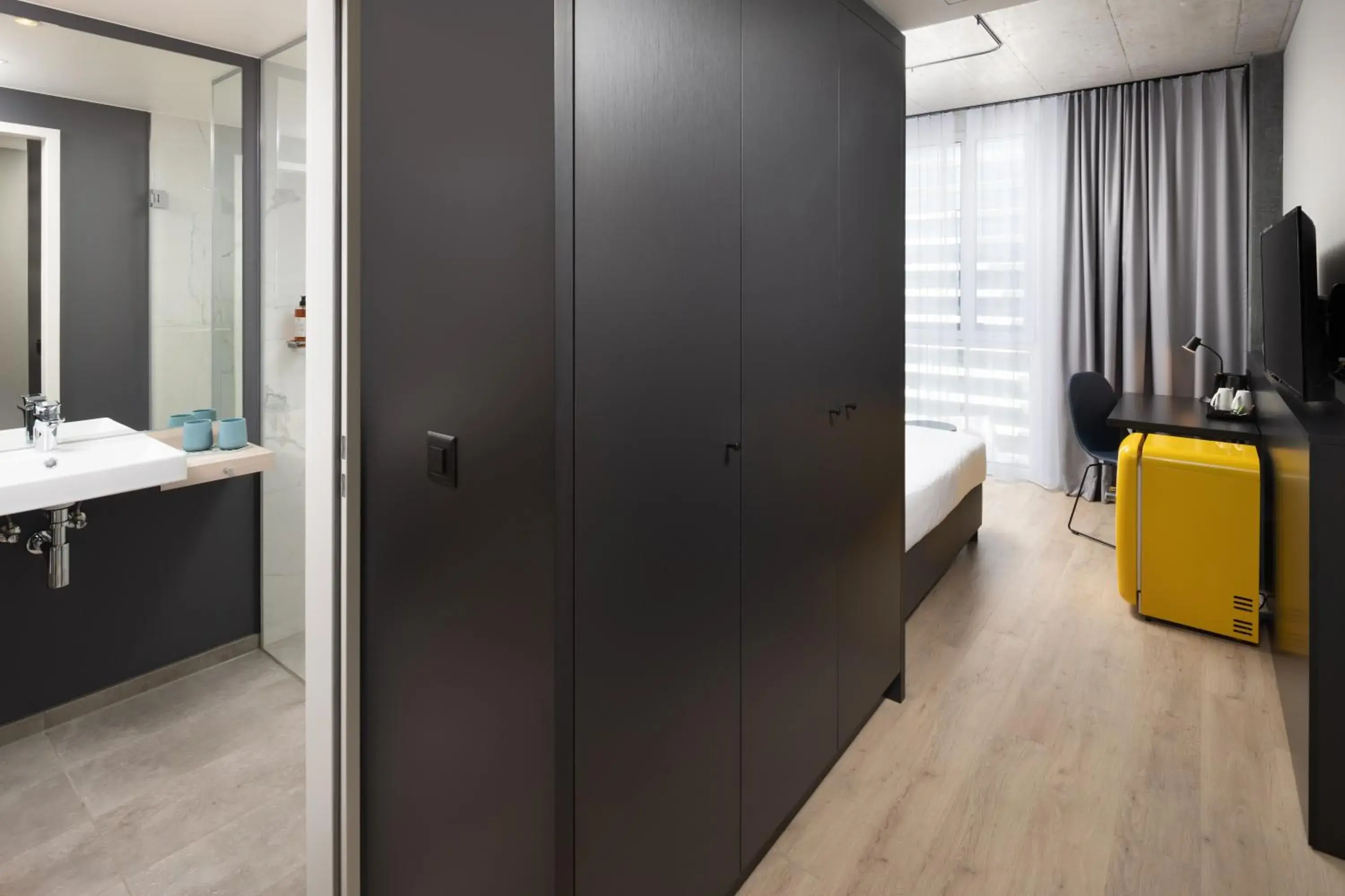 Standard Room in Radisson Hotel & Suites Zurich Standard Room in Radisson Hotel & Suites Zurich