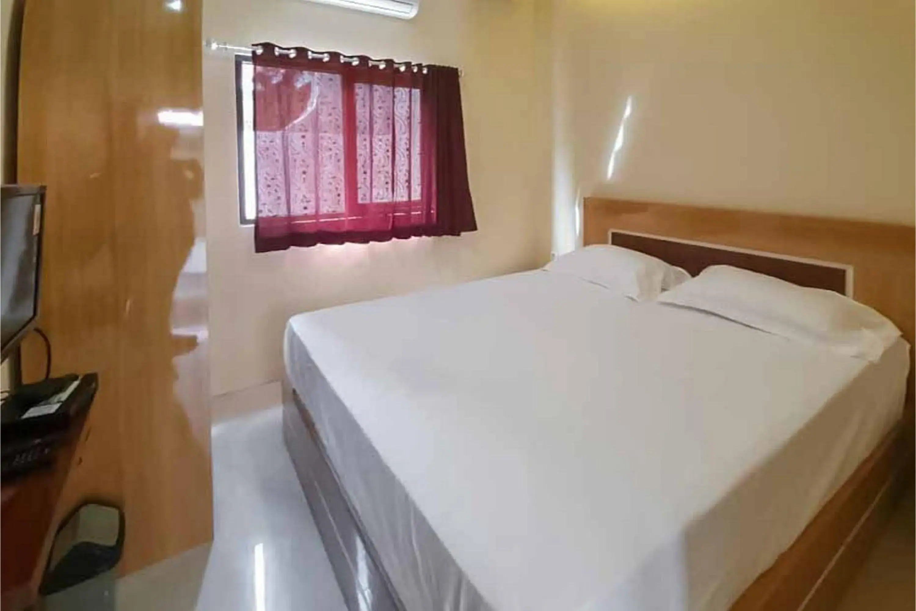 Jatiwangi Syariah Guest House Mitra RedDoorz Jatiwangi Syariah Guest House Mitra RedDoorz