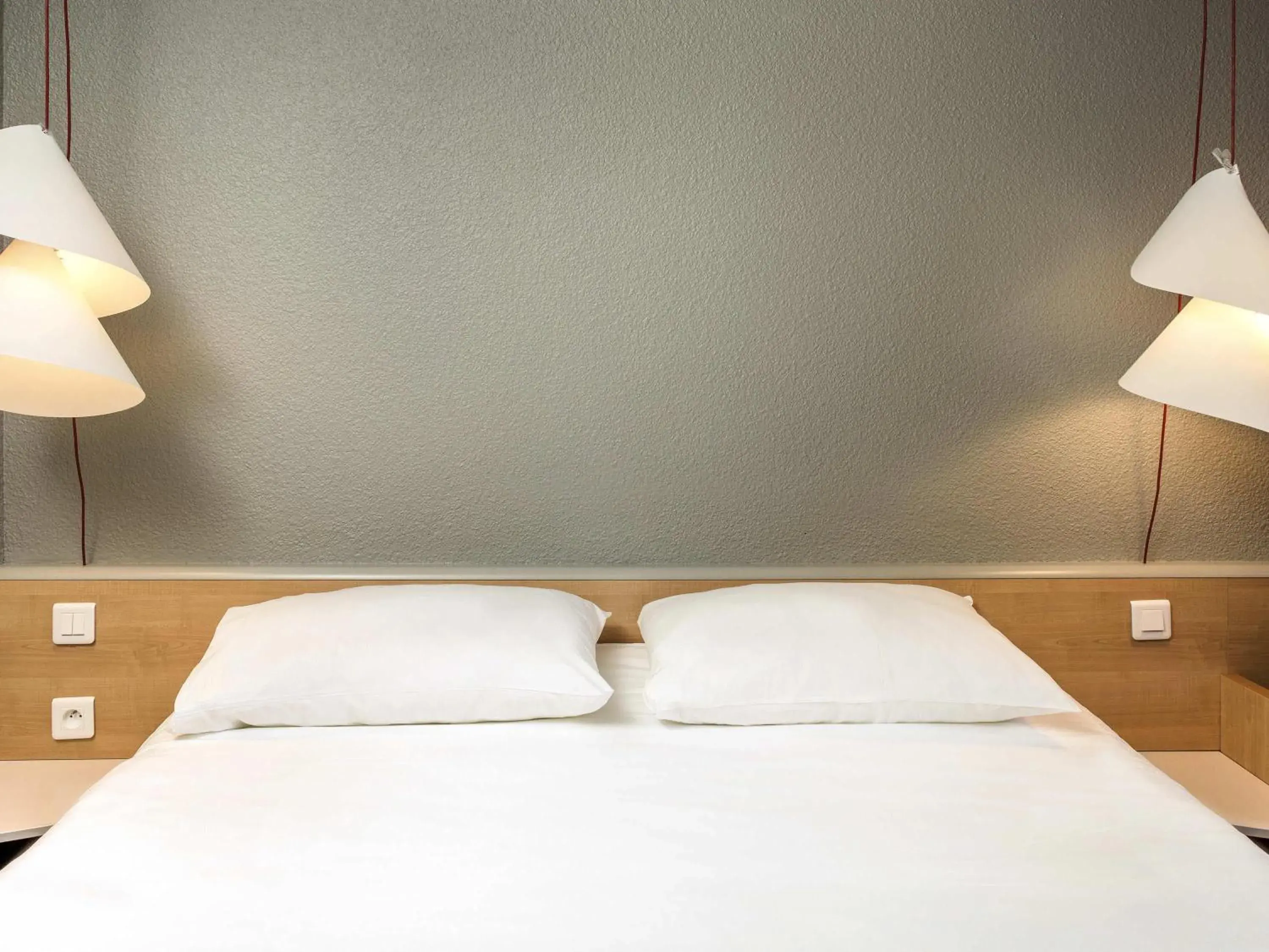 Standard Double Room with Double Bed in ibis Montélimar Nord Standard Double Room with Double Bed in ibis Montélimar Nord