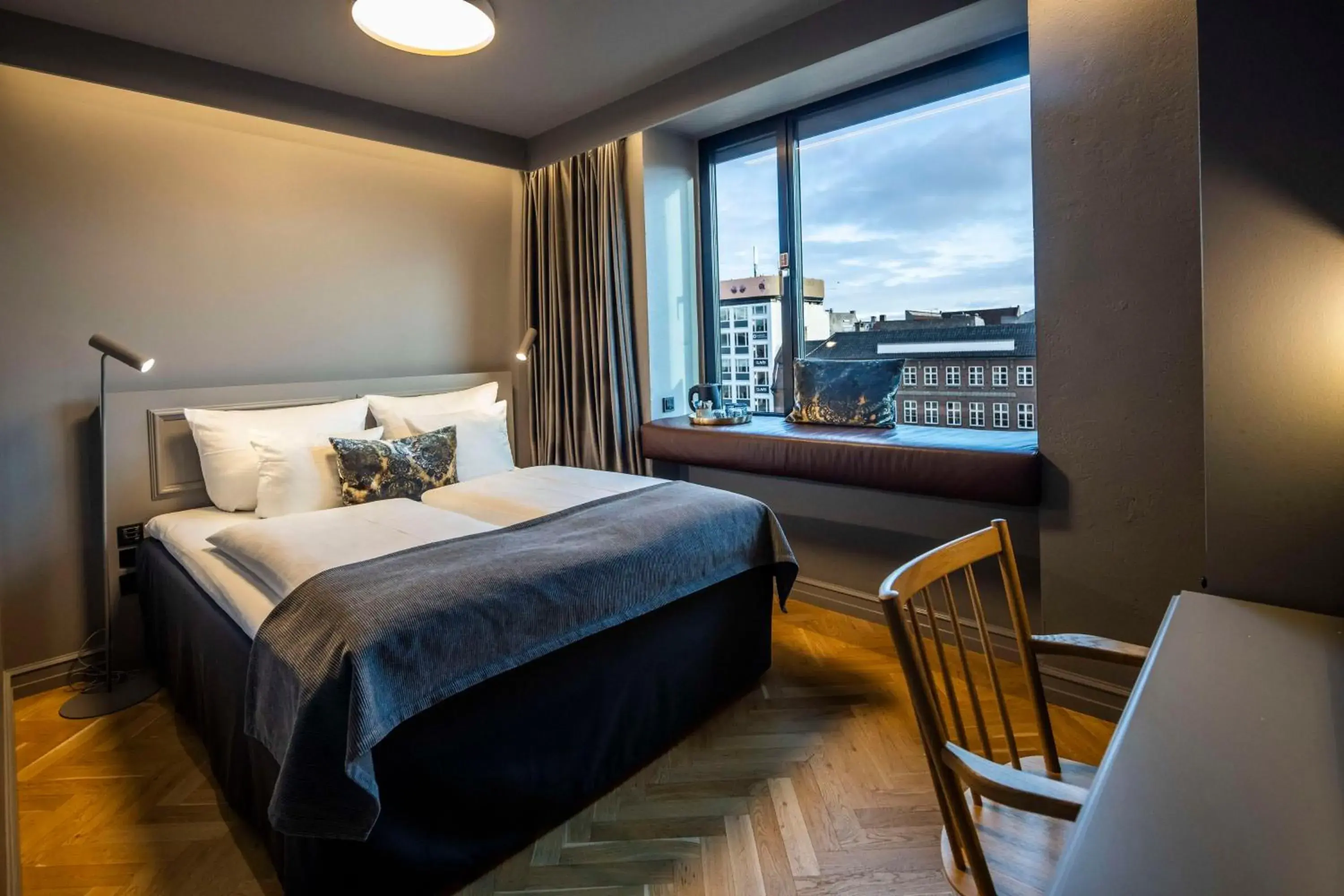 Superior King Room in Scandic Norreport Superior King Room in Scandic Norreport