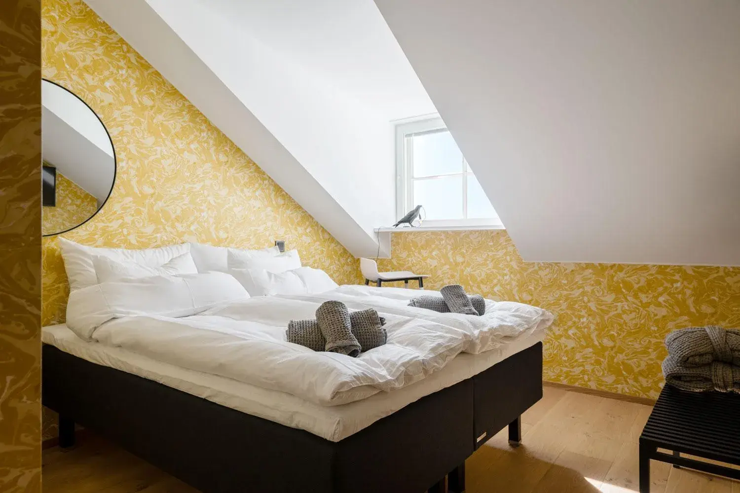 Deluxe Double or Twin Room with Lake View in Ilola Inn Deluxe Double or Twin Room with Lake View in Ilola Inn