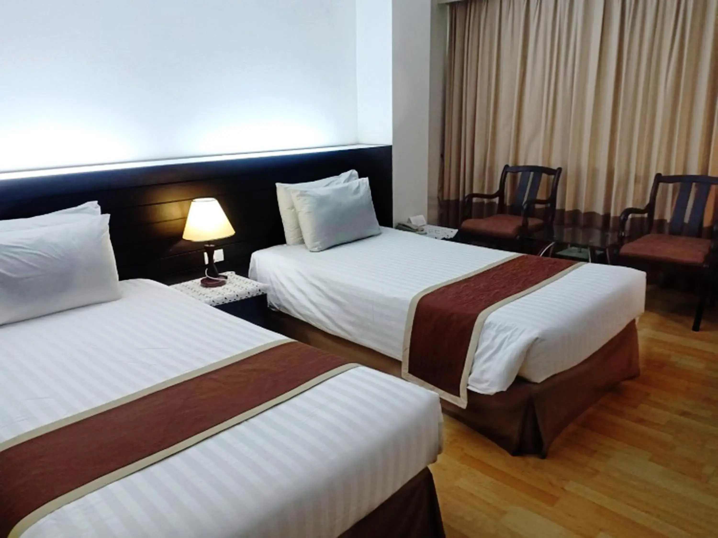 Superior Double or Twin Room in V Verve Service Apartment Hotel Superior Double or Twin Room in V Verve Service Apartment Hotel
