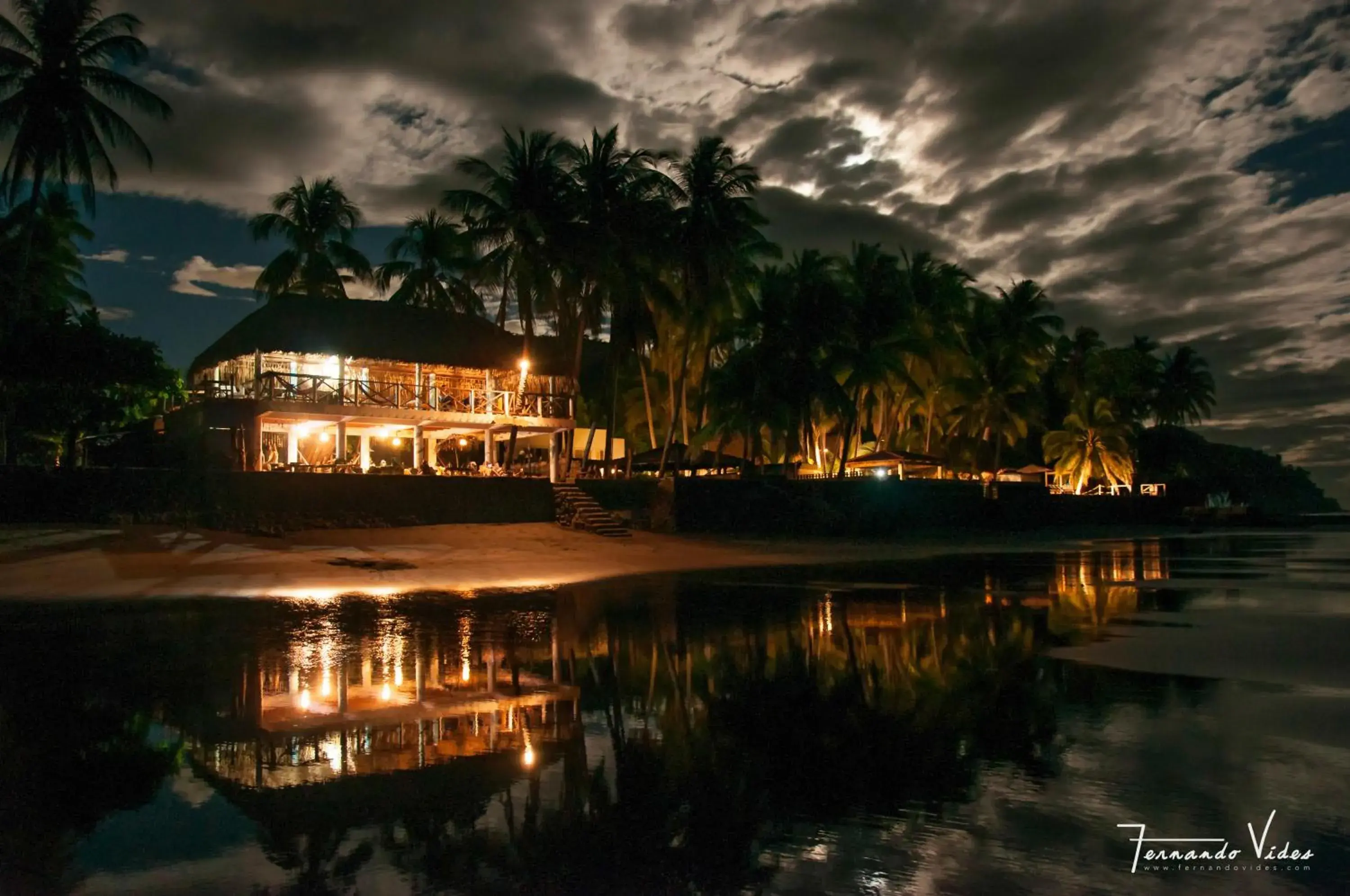 Olas Permanentes El Zonte Olas Permanentes El Zonte