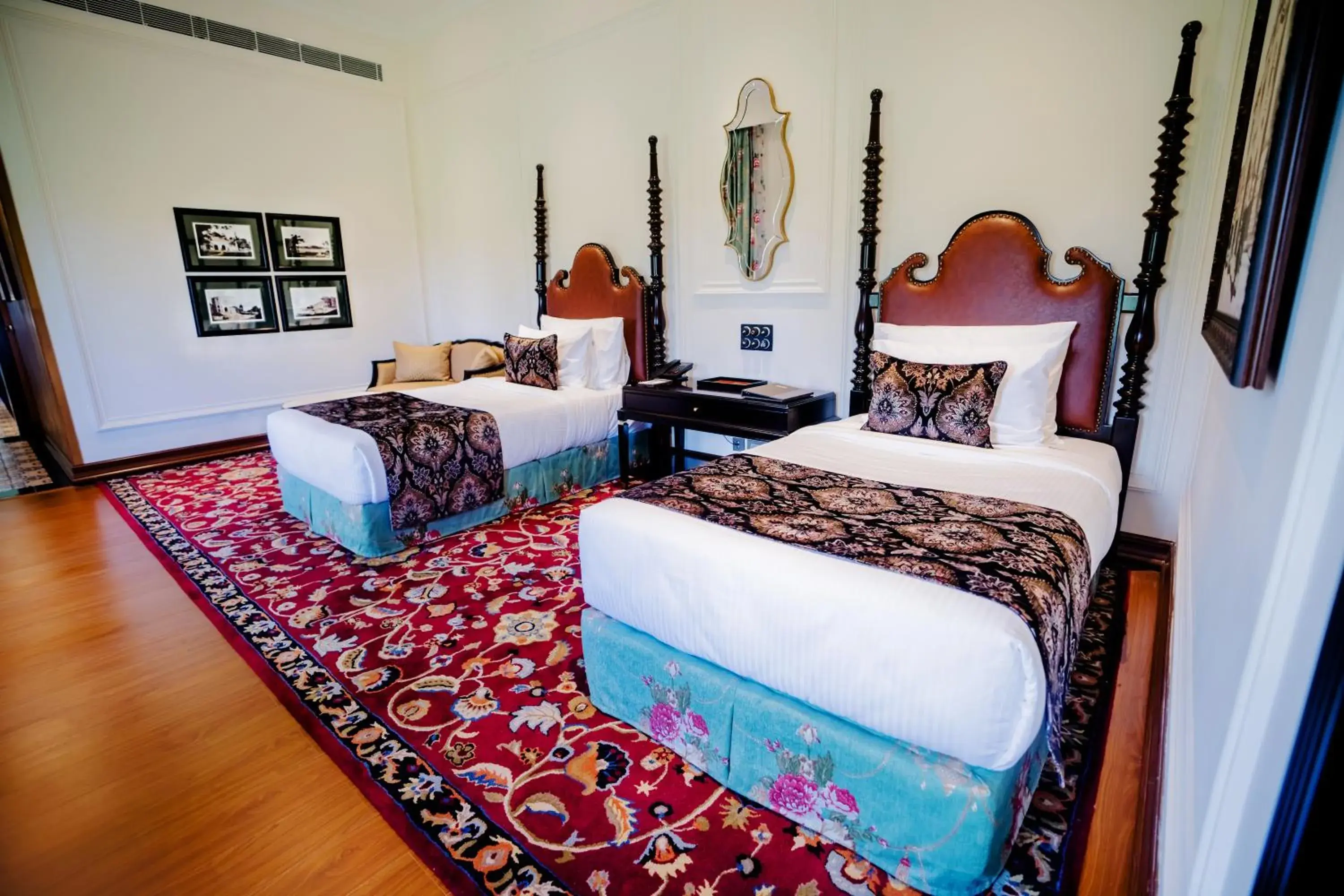 Colonial Suite - single occupancy in MAYFAIR Tea Resort Colonial Suite - single occupancy in MAYFAIR Tea Resort