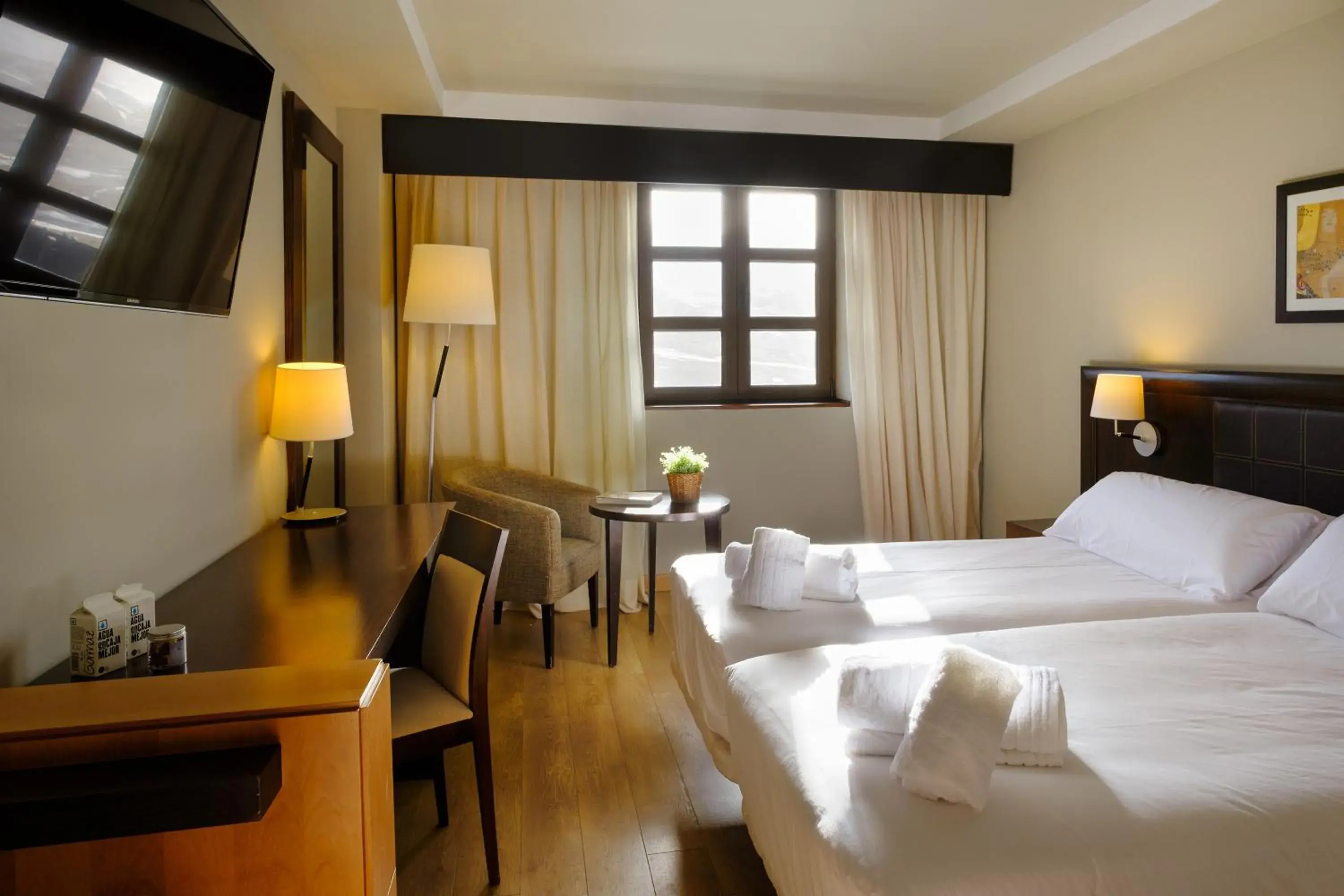 Standard Double or Twin Room in Snö Aragon Hills Standard Double or Twin Room in Snö Aragon Hills