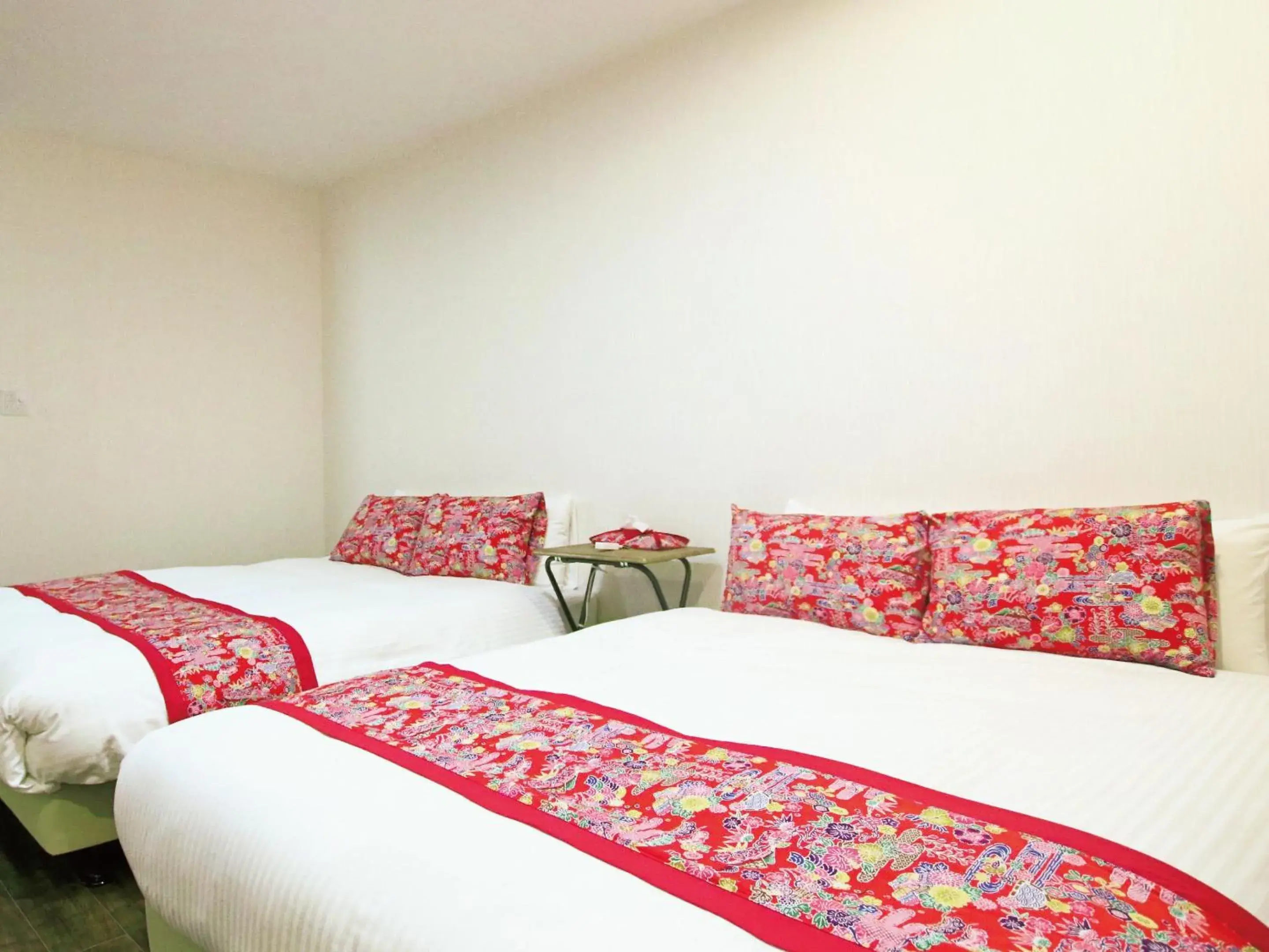 Standard Twin Room - single occupancy in AMAWARI HOTEL -SEVEN Hotels and Resorts- Standard Twin Room - single occupancy in AMAWARI HOTEL -SEVEN Hotels and Resorts-