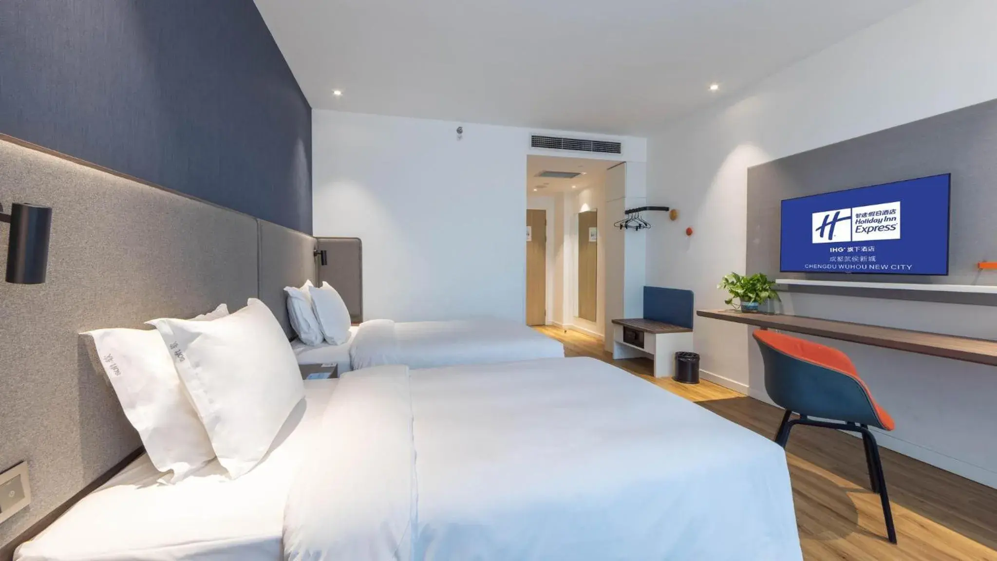 2 Single Standard City View in Holiday Inn Express Chengdu Wuhou New City by IHG 2 Single Standard City View in Holiday Inn Express Chengdu Wuhou New City by IHG