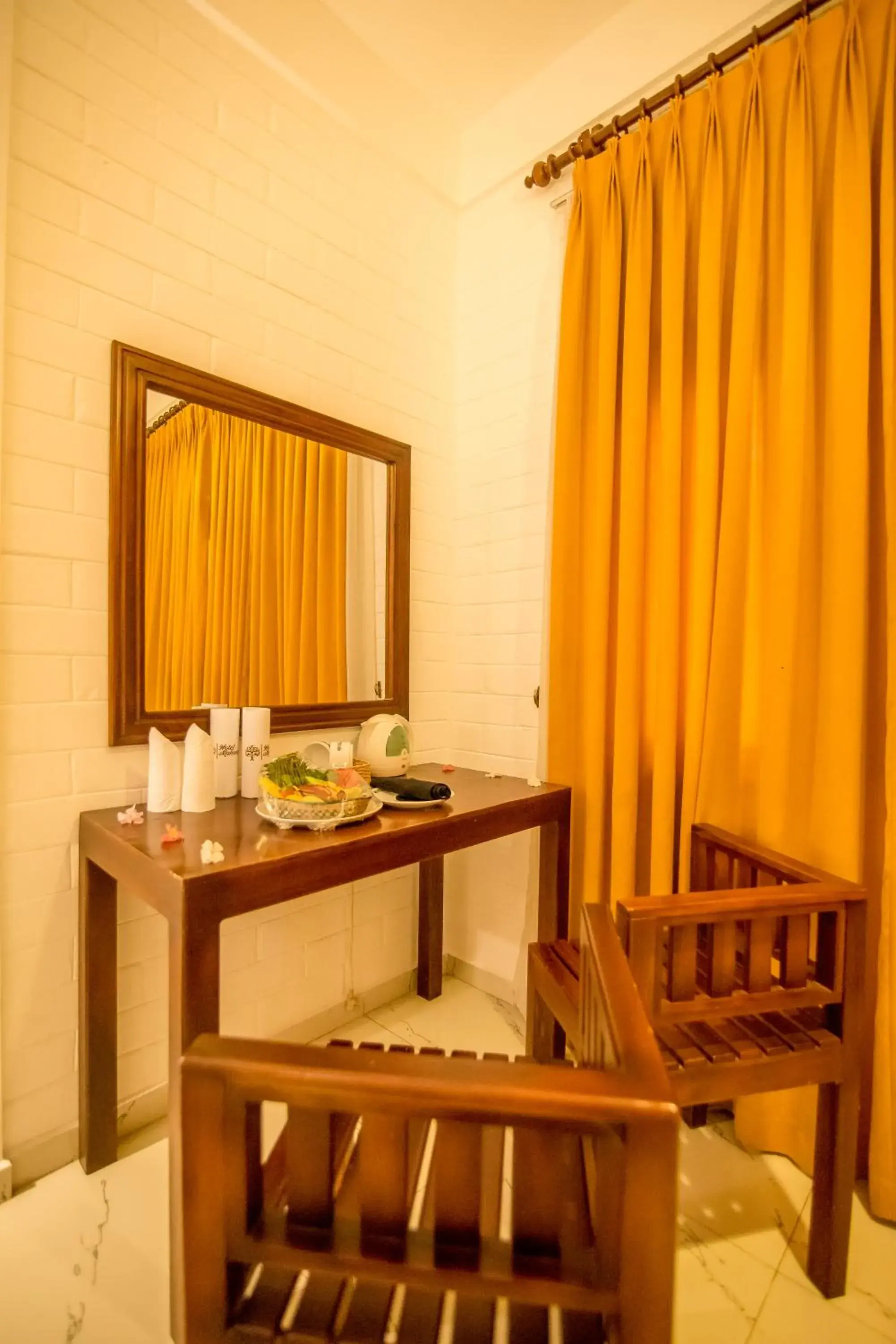 Deluxe Single Room in Mahanuge Hotel Polonnaruwa Deluxe Single Room in Mahanuge Hotel Polonnaruwa