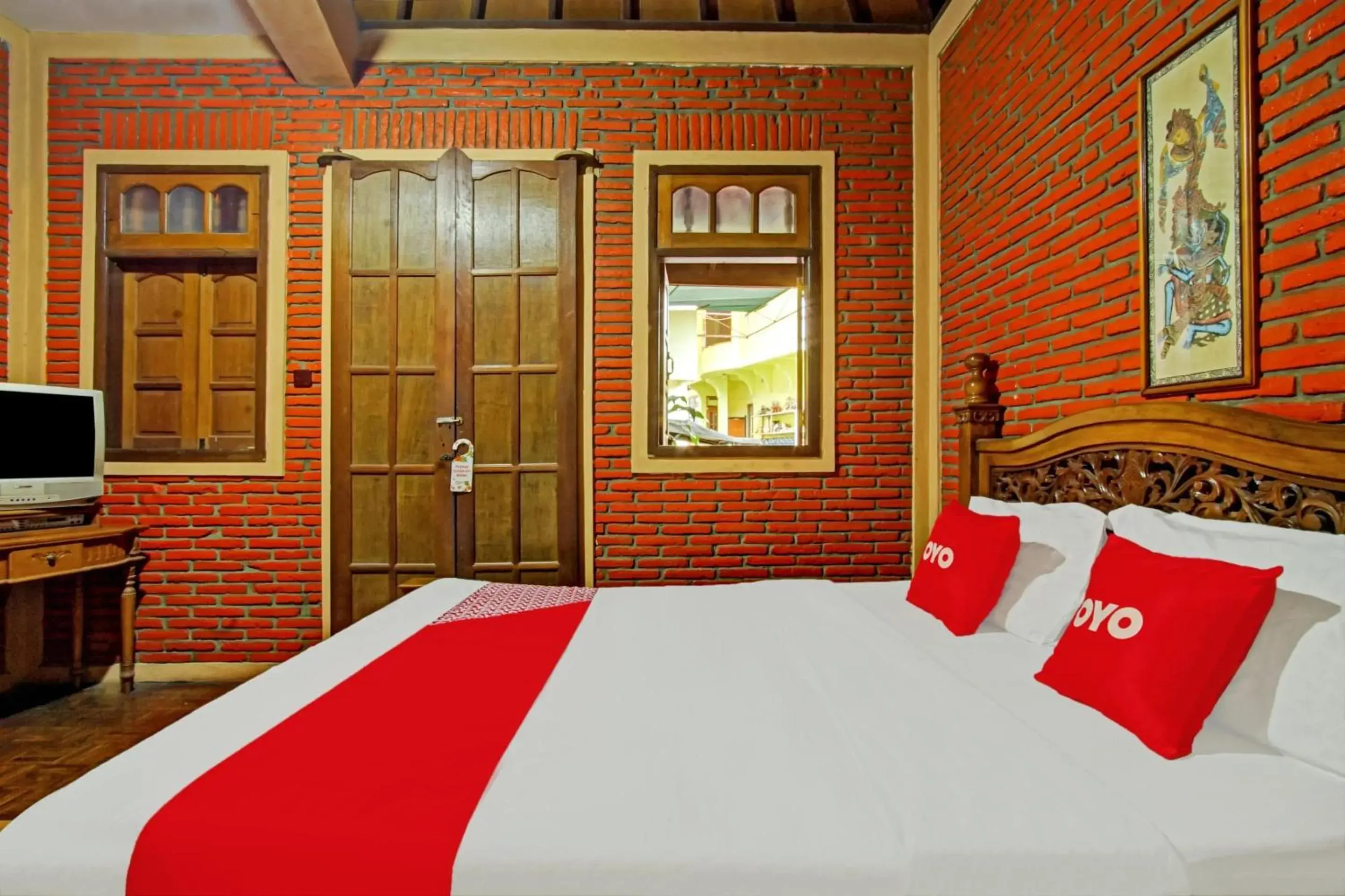 Deluxe Double Room in Hotel O Villa Papada Deluxe Double Room in Hotel O Villa Papada